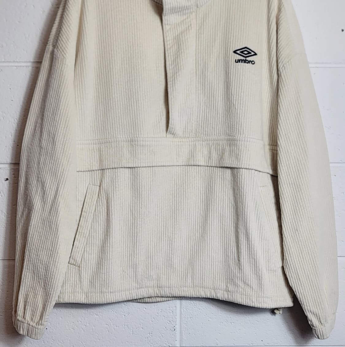 엄브로(남여공용) 코듀로이 오버핏 아노락자켓 판매 상품이미지5