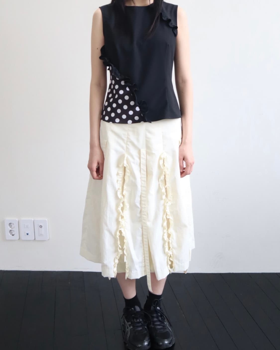 바하윤 RUFFLE RIBBON SKIRT (IVORY) 상품이미지1