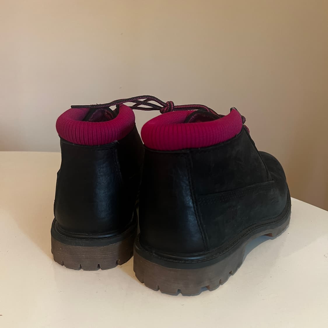 팀버랜드 넬리 추카 부츠 블랙 핑크 상품이미지3