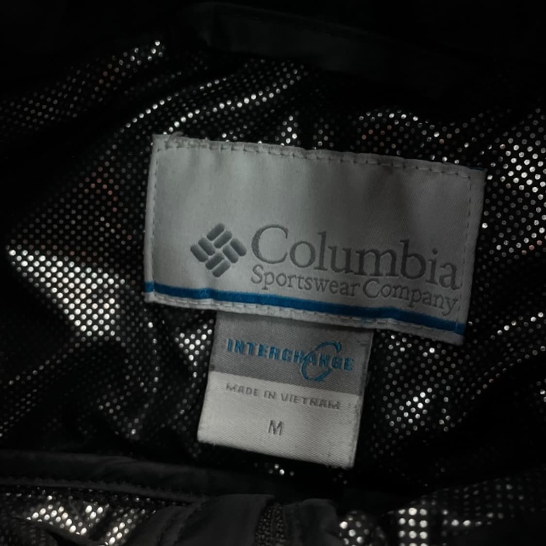 100 콜럼비아 경량패딩  상품이미지3