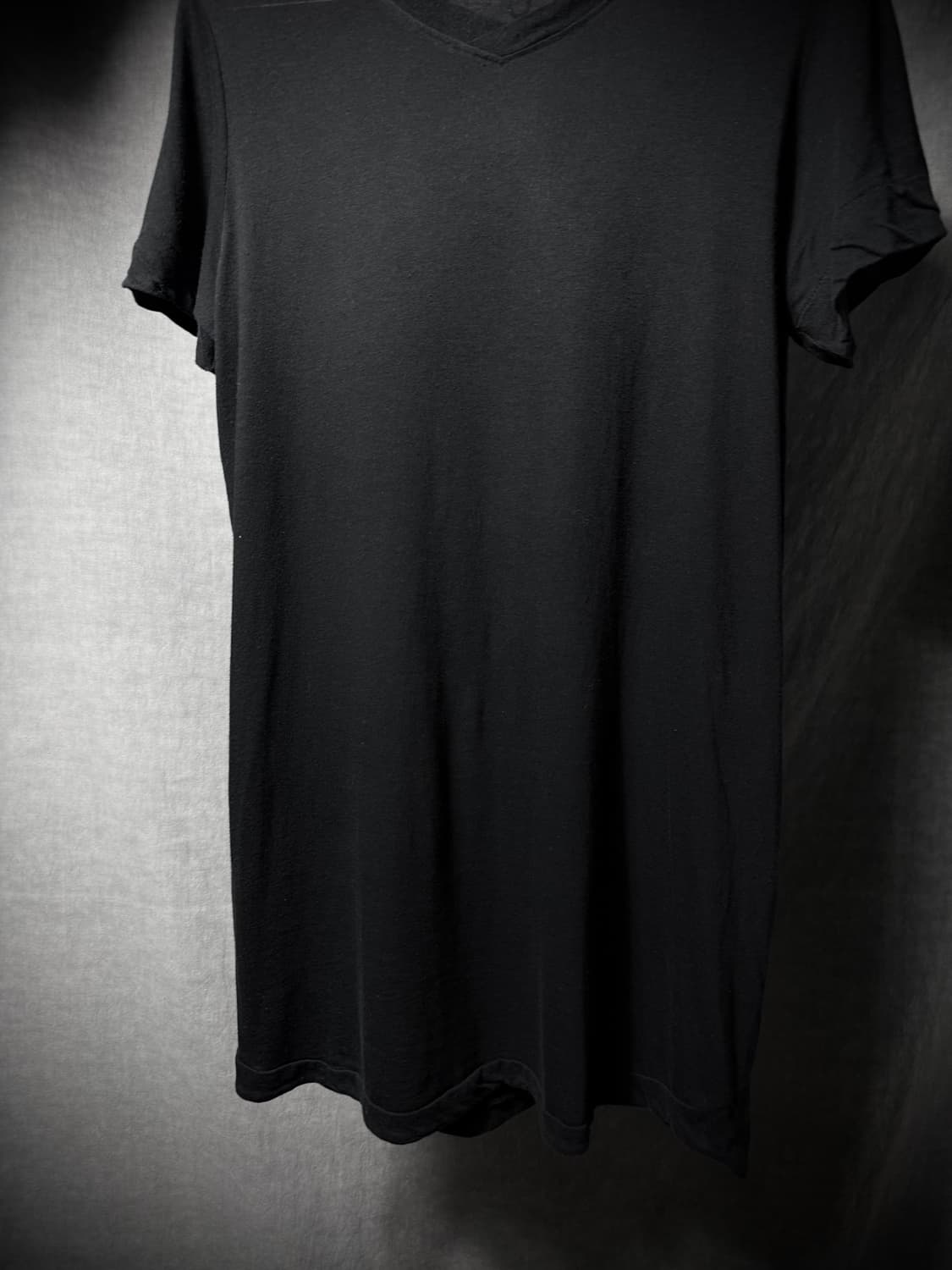 Julius 15SS ’prism;‘ Silk Blend V-Neck T 상품이미지4