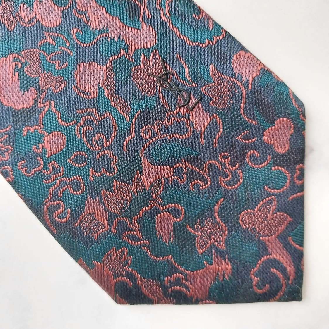 입생로랑 실크 청녹 오너먼트 넥타이 8.7cm A+등급 K1617
 상품이미지9