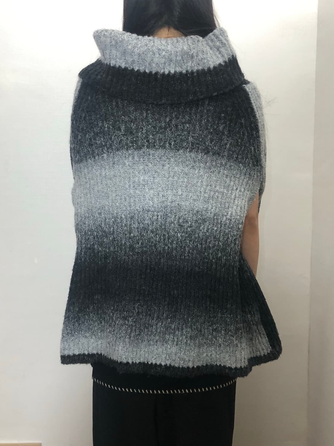 빈티지 블랙 그레이 그라데이션 니트 상품이미지6