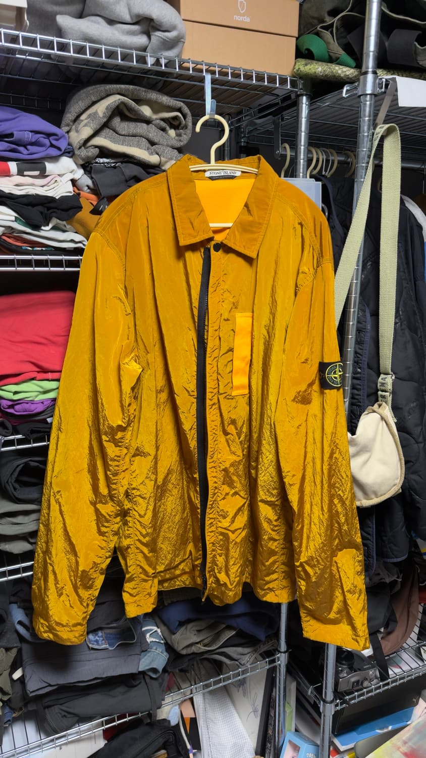 스톤아일랜드 나일론메탈 오버셔츠 옐로우 xxl 상품이미지1