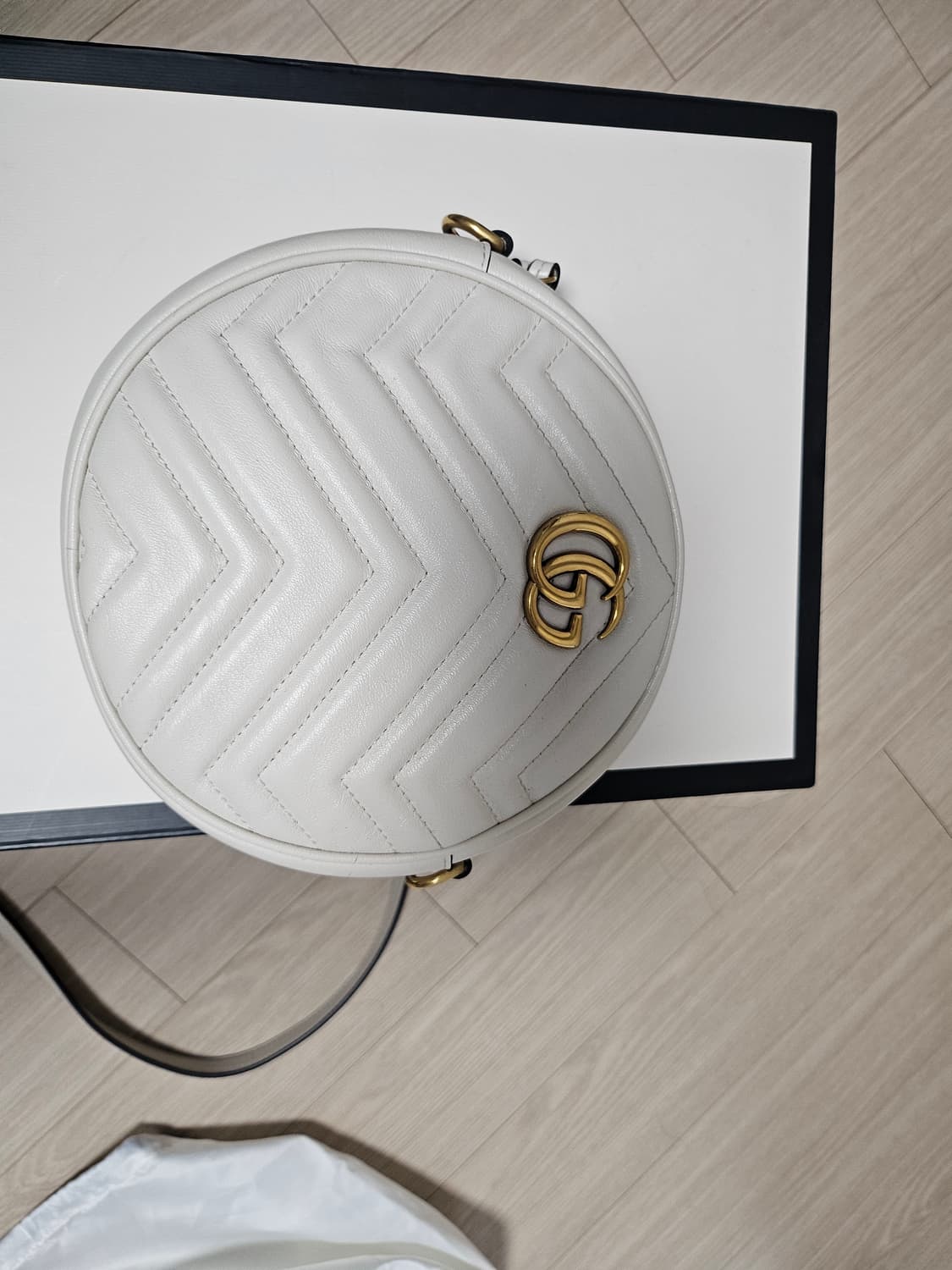 구찌 템버린백 화이트 상품이미지3