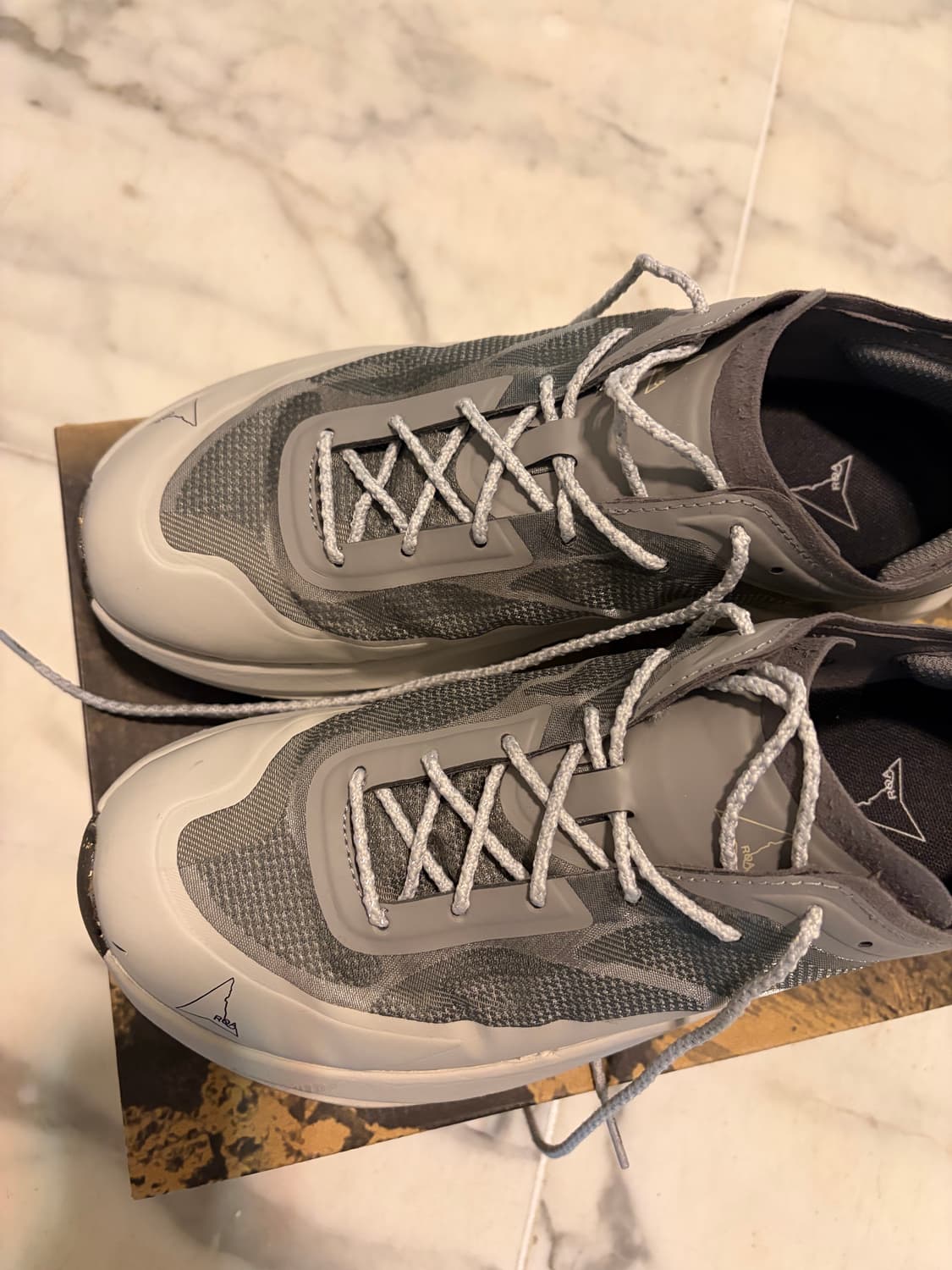 로아(Roa Hiking) 셀라 EU42 상품이미지5