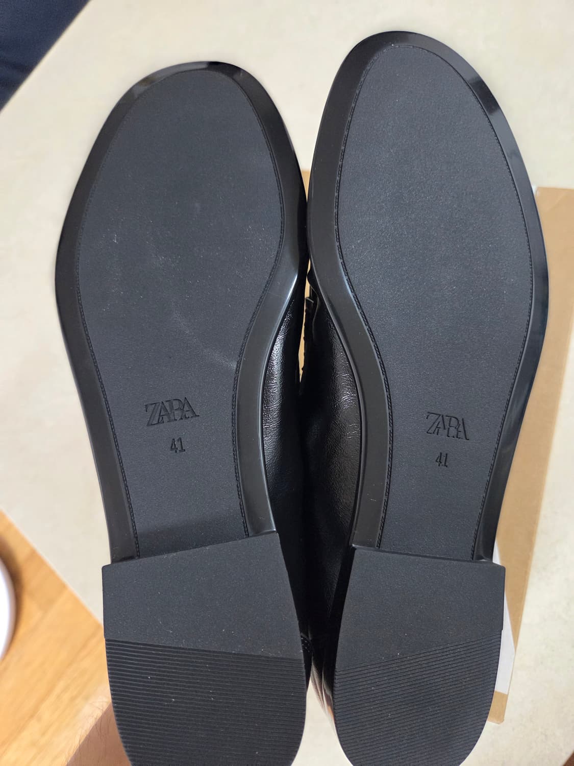 사이즈41) 자라 소프트 셔링 로퍼 Zara 로퍼 더로우맛 김나영 로퍼 상품이미지6