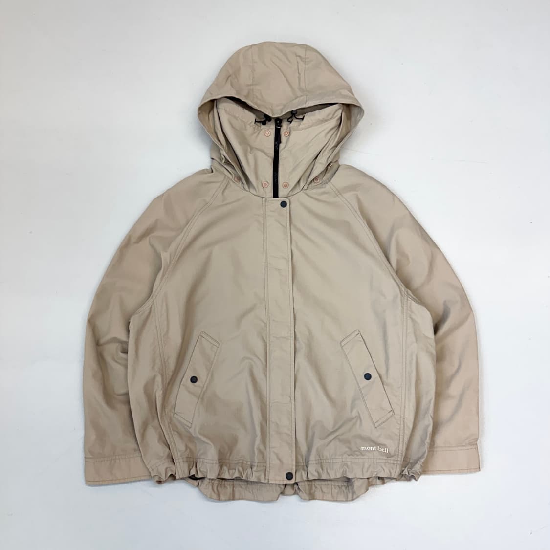 몽벨 고프코어 풀오버 나일론 바람막이 자켓 상품이미지2