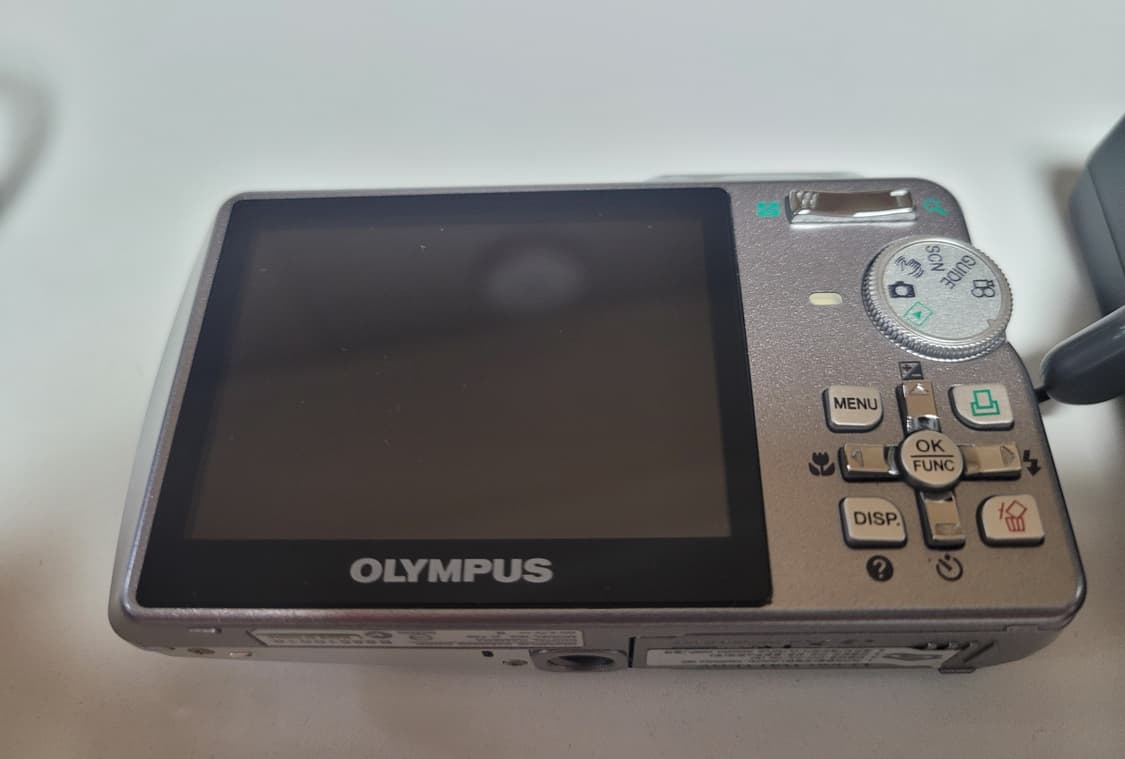 올림푸스 뮤 740 xd카드 1기가 포함. 디카 상태 상 상품이미지4