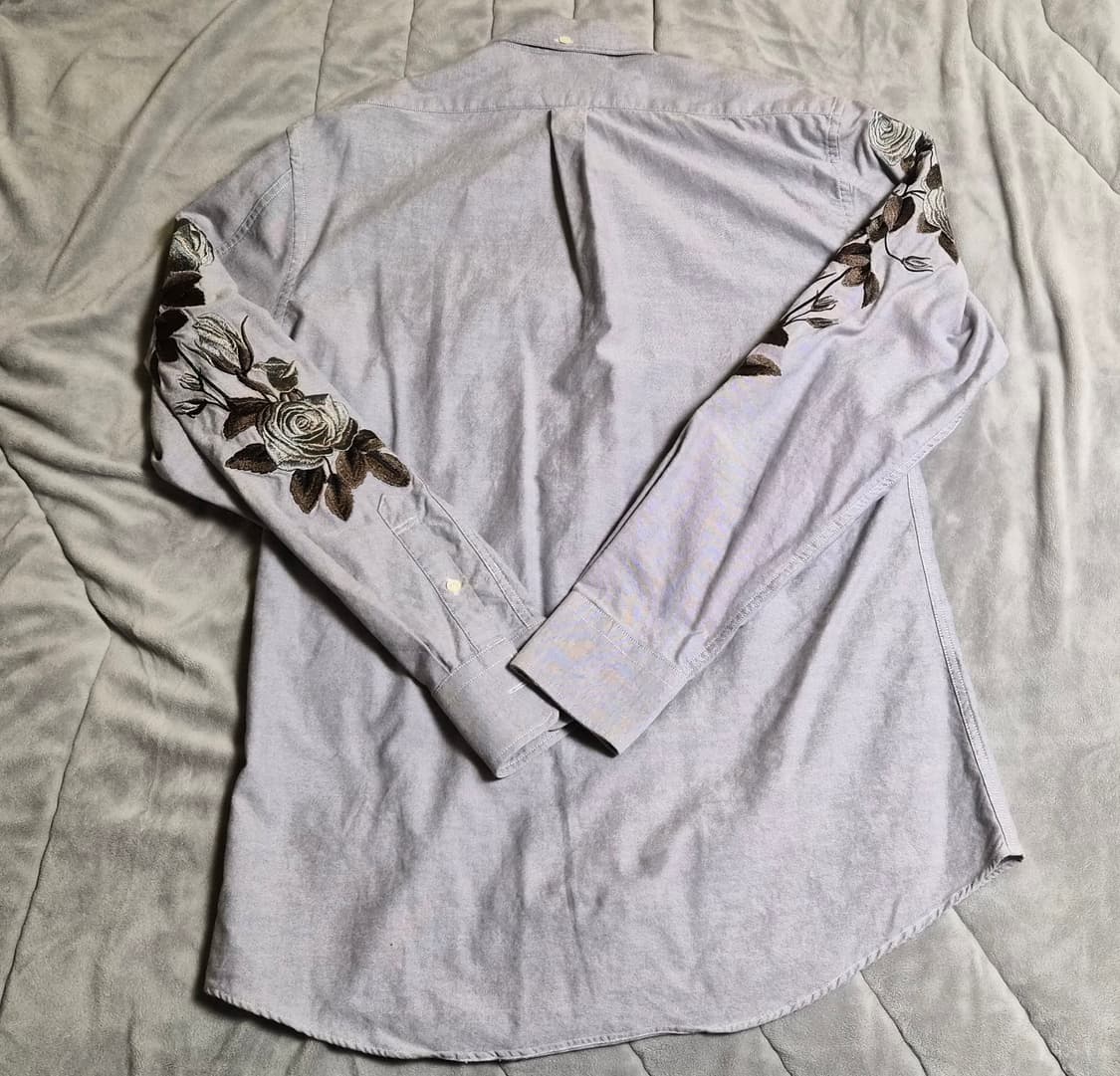 알렉산더 맥퀸 자수 셔츠 상품이미지3