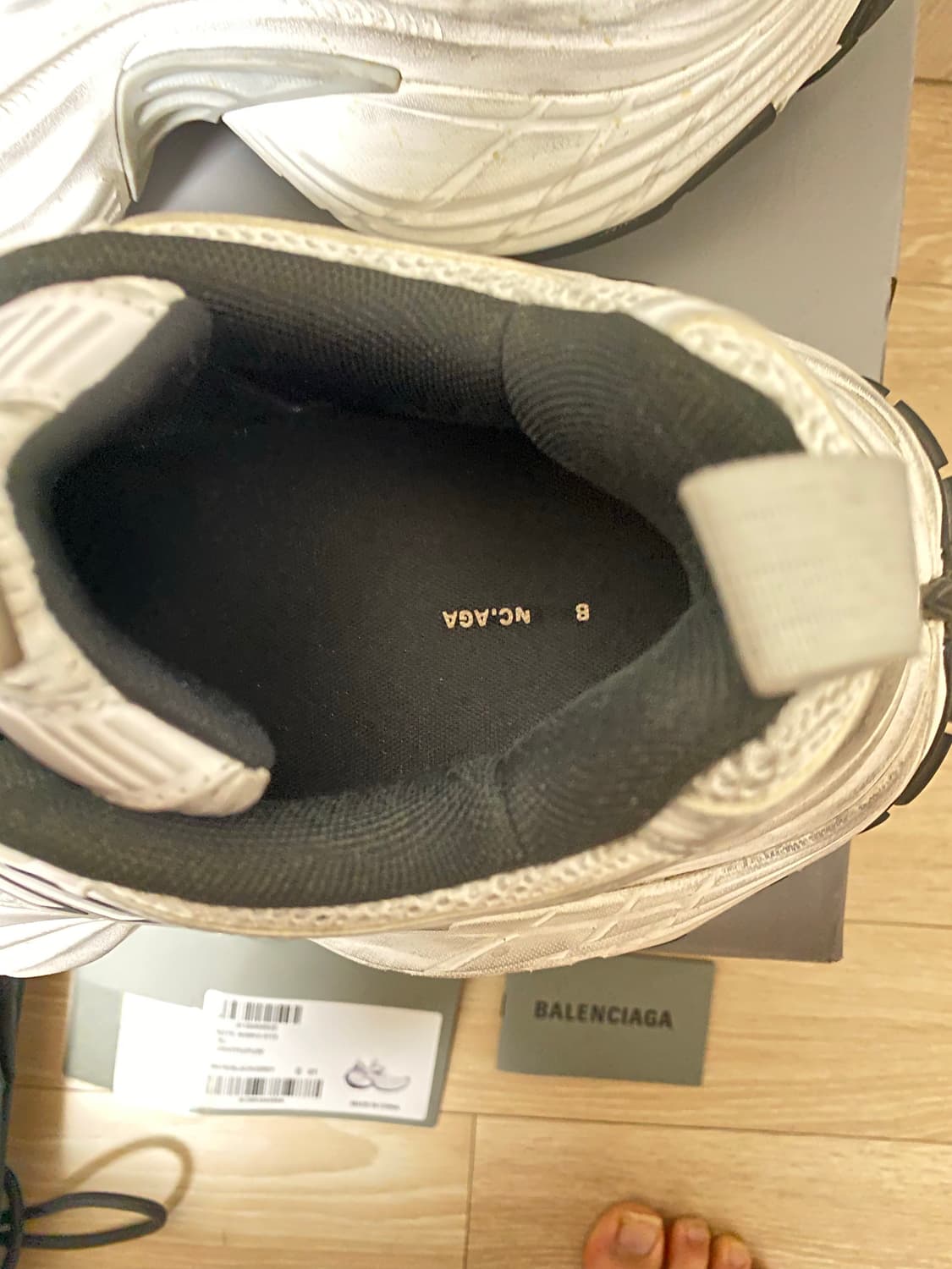 (41)발렌시아가 10xl 화이트41사이즈 상품이미지3