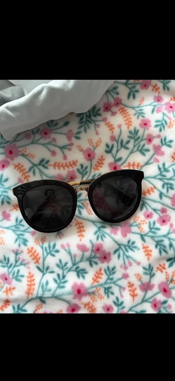 젠틀몬스터 러브썸원 상품이미지1