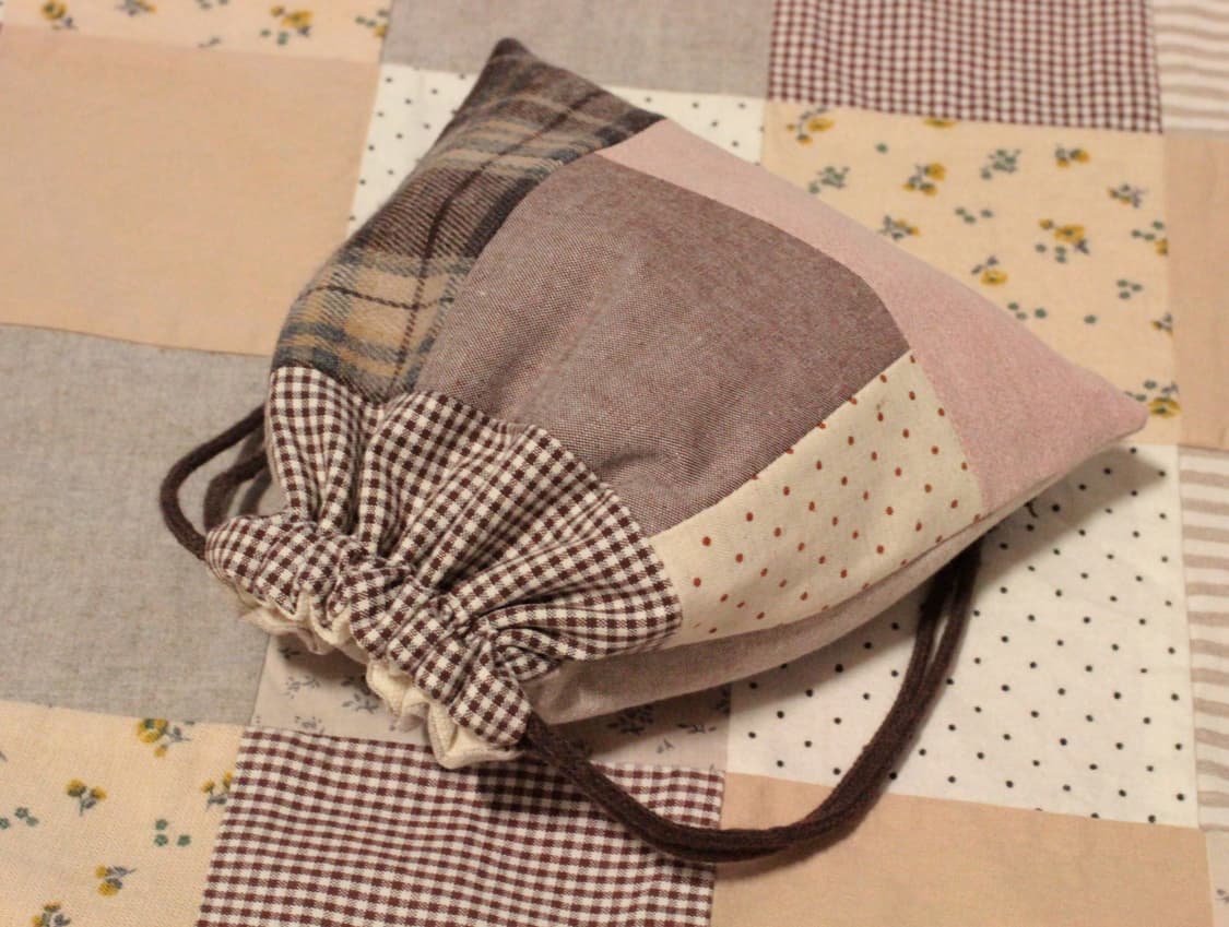 핸드메이드 패치워크 스트링 파우치 상품이미지3