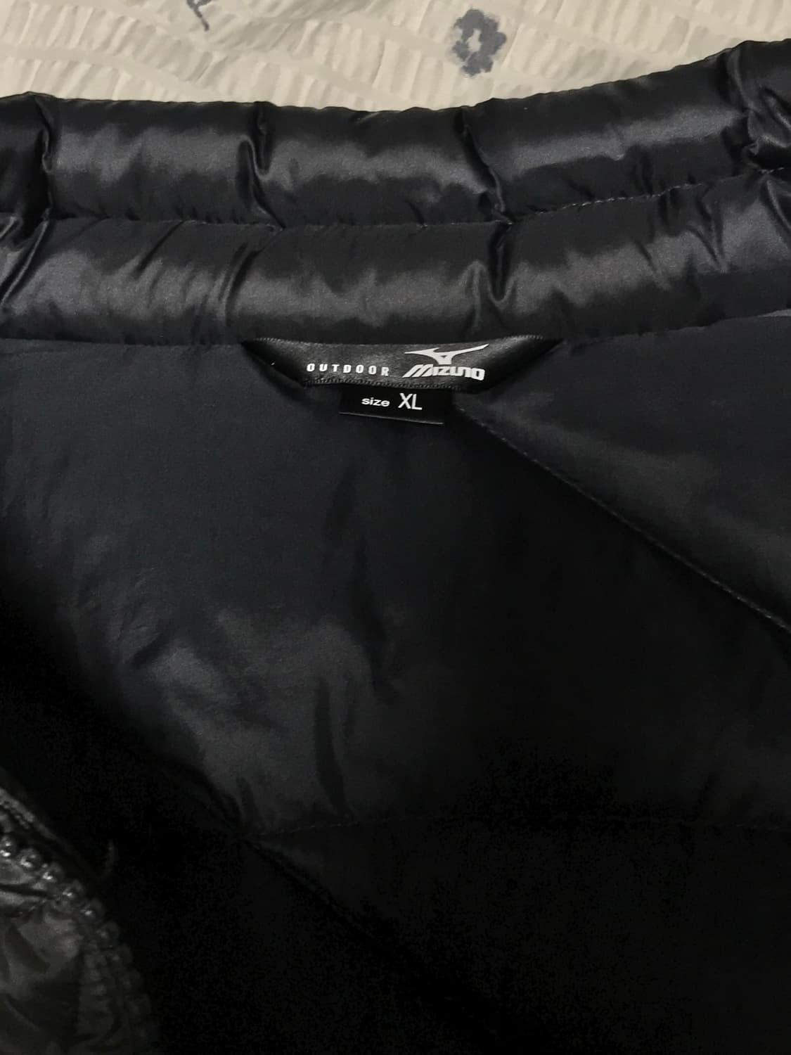 미즈노 경량패딩 차콜 상품이미지4