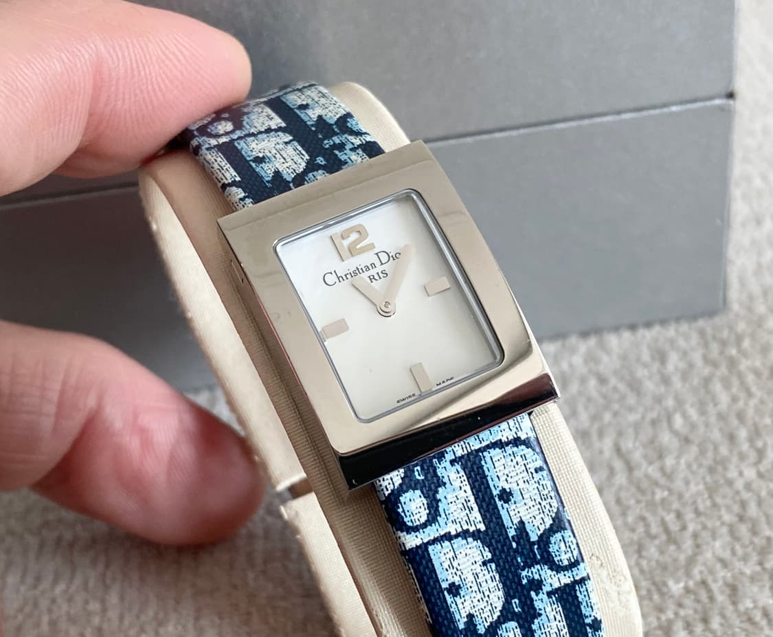 크리스찬 디올 마리스 화이트 자개 다이얼 쿼츠 스몰 사이즈 상품이미지4