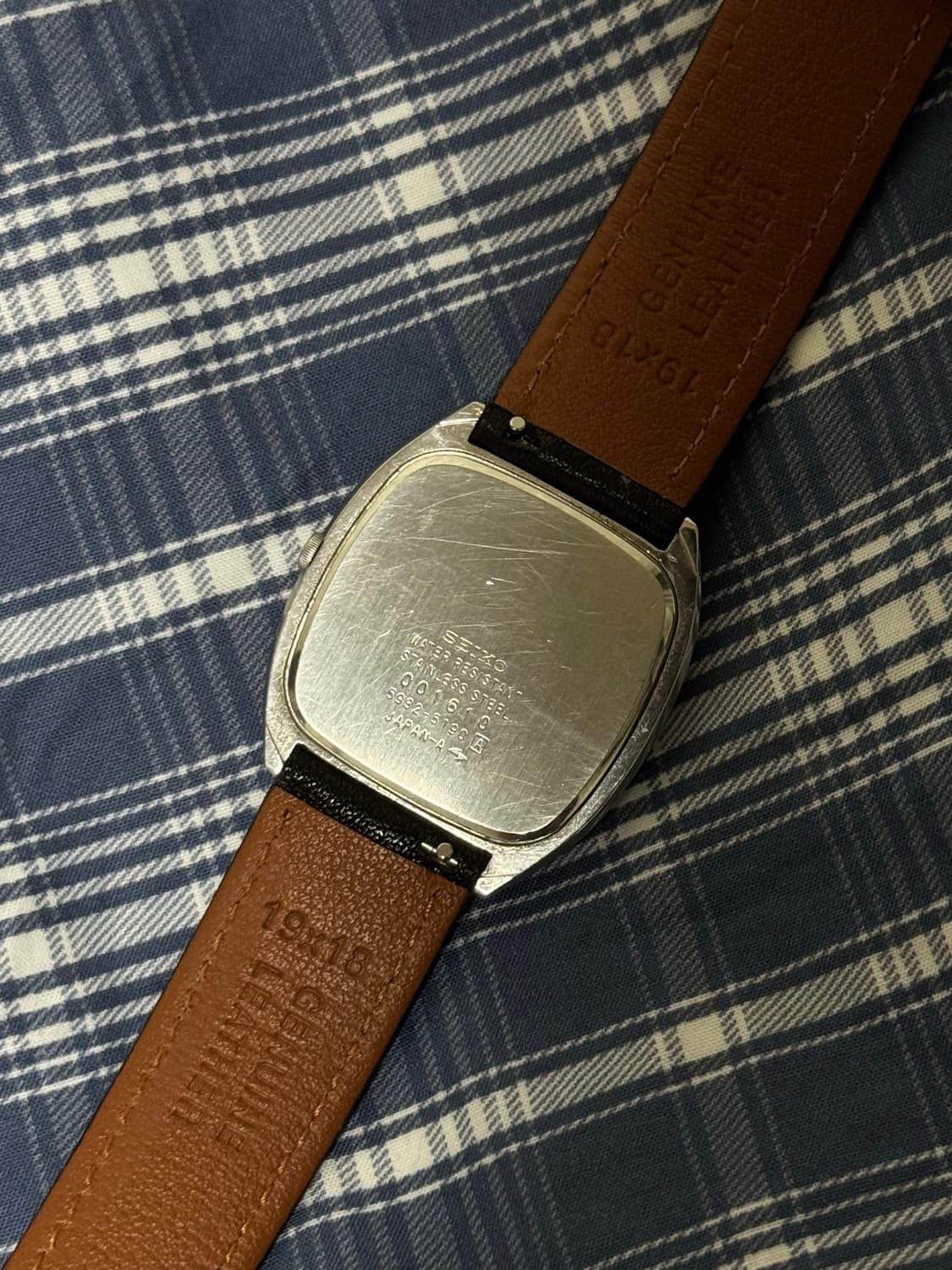 [빈티지세이코] Seiko 스퀘어 쿼츠 데이트 버티컬 다이얼 상품이미지4