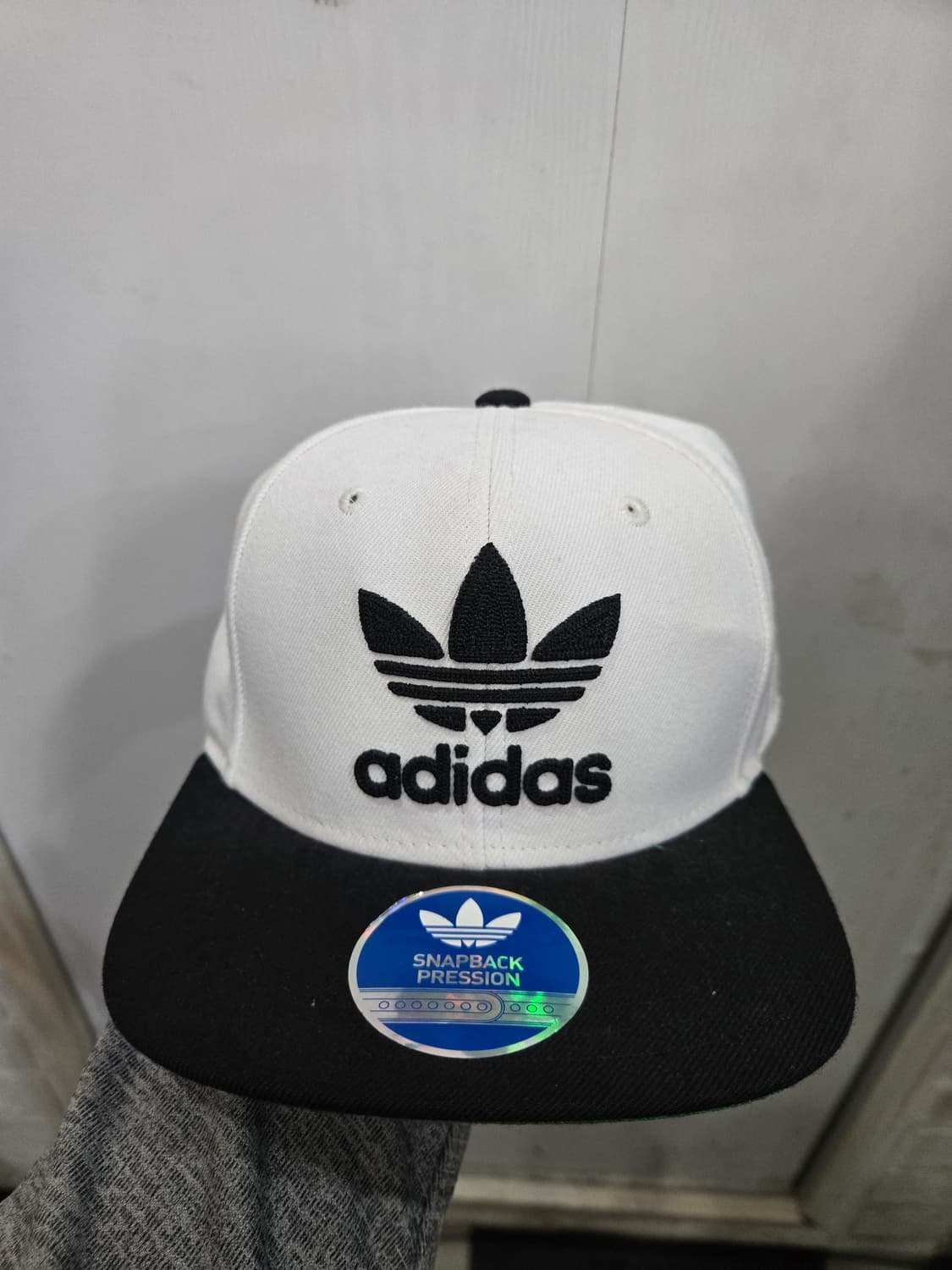 adidas 아디다스 스냅백 모자! 깔끔한 디자인~ 상품이미지1