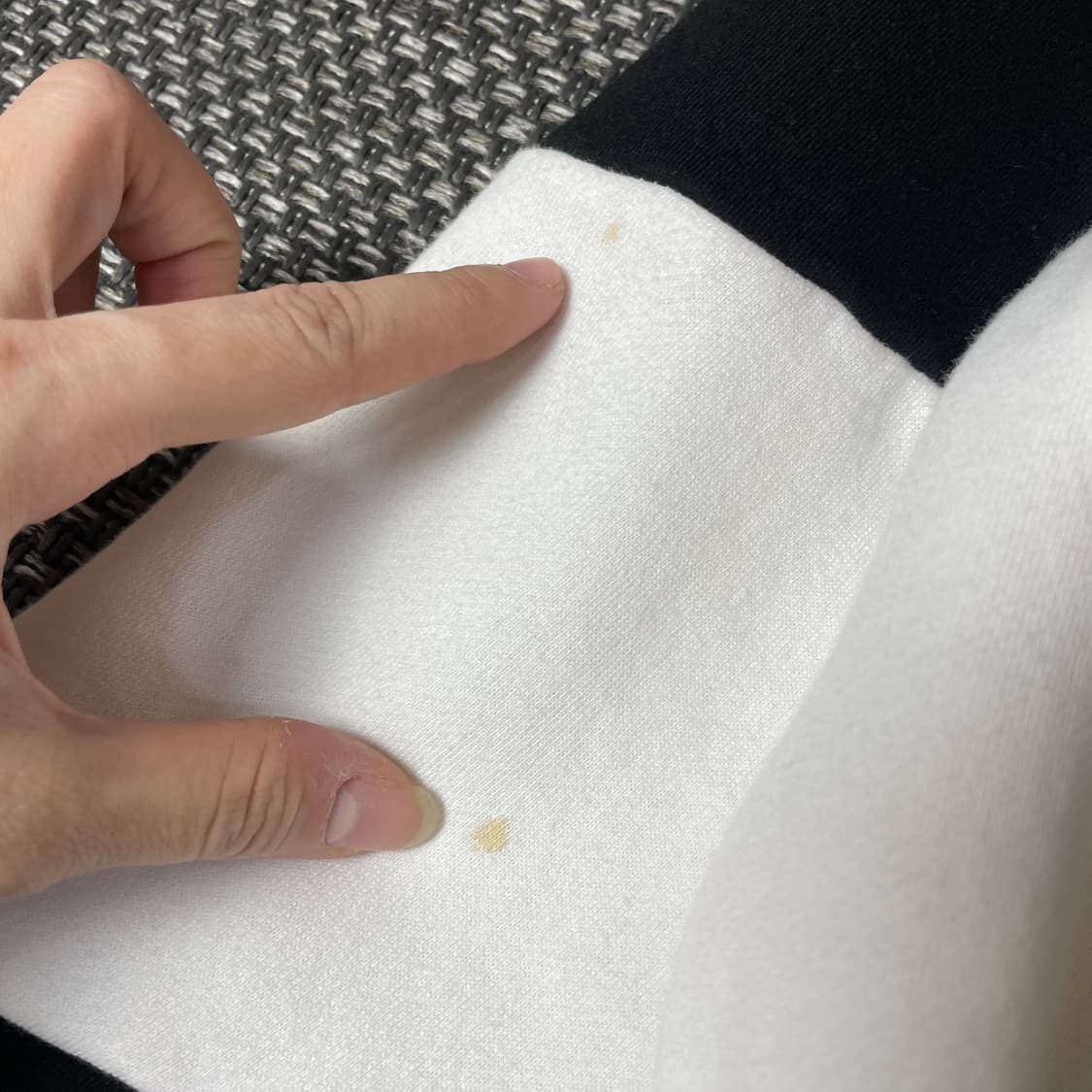 PROJECT WAVE 화이트 배색 브이넥 맨투맨 상품이미지5