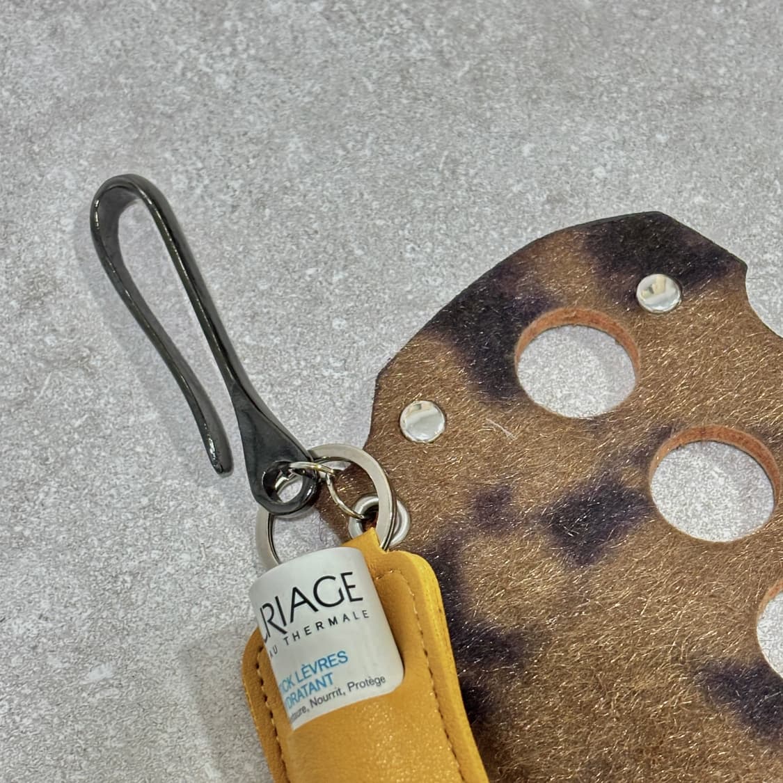 Oribell 레오파드 호피 송치털 파워 너클 립밤케이스 키링 열쇠고리 상품이미지6