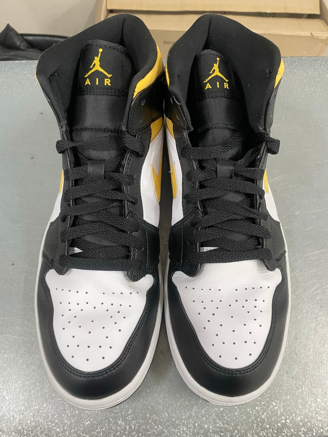 에어조던1 미드 폴른 300 상품이미지5