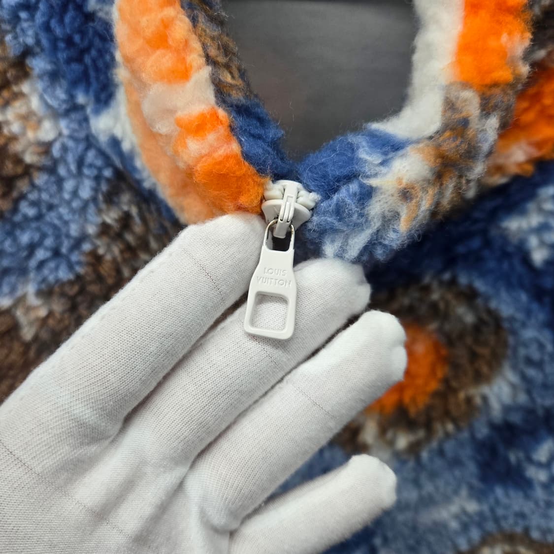 루이비통 LV 카모 후리스 M 상품이미지3