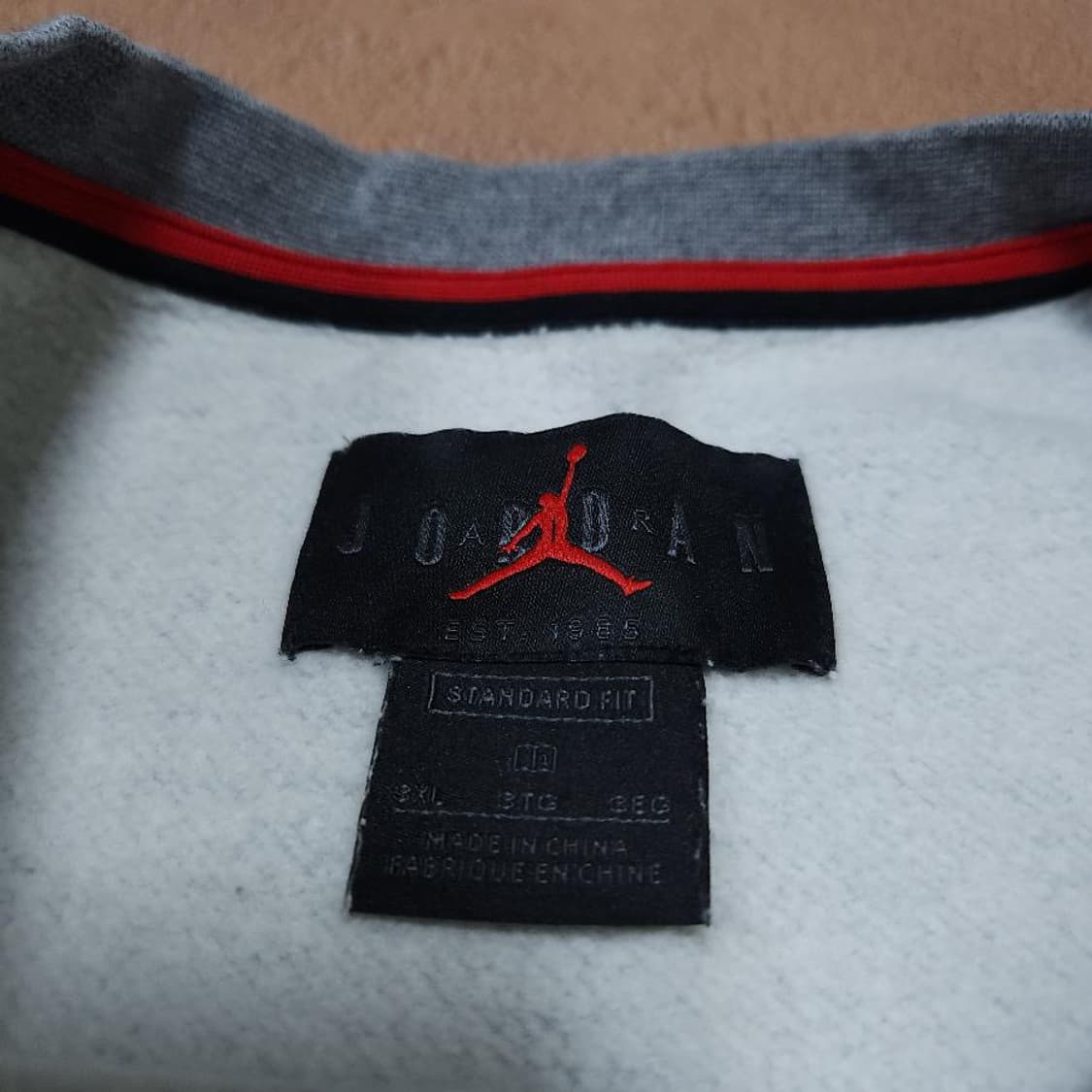 나이키 에어 조던 그레이 기모 맨투맨 상품이미지3