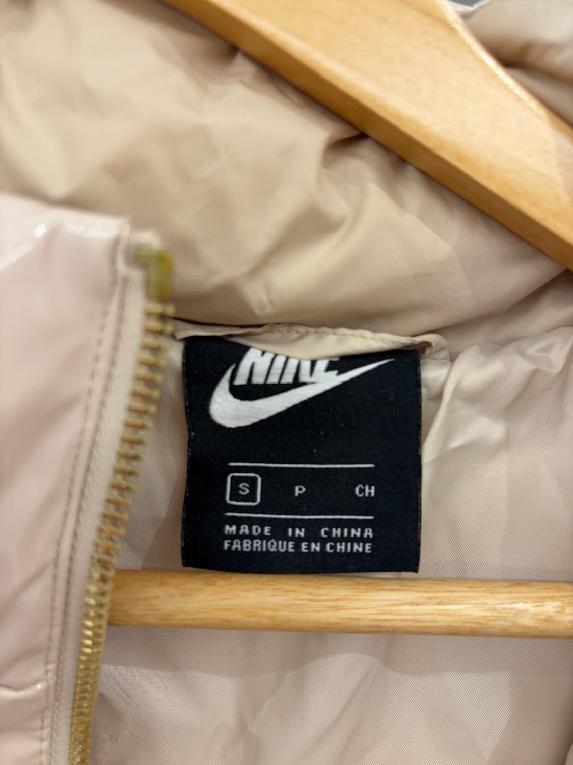 나이키 유광 숏패딩 상품이미지3