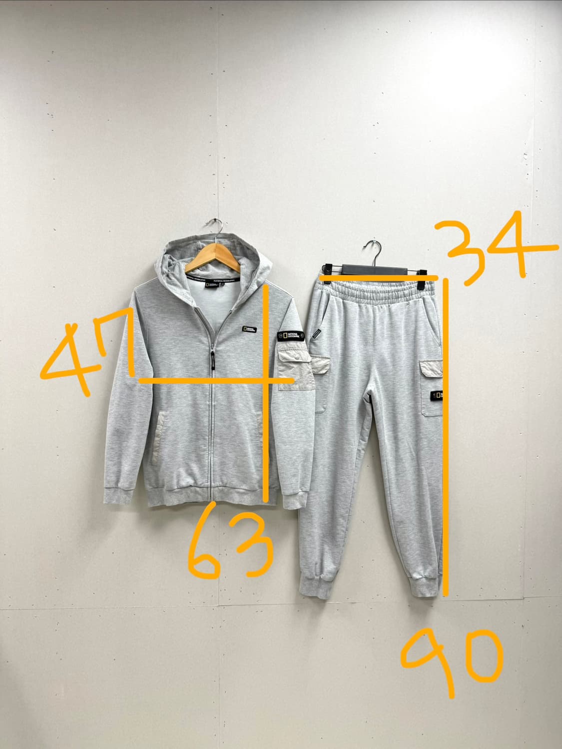 키즈 160 / 내셔널지오그래픽 와펜 후드집업 + 조거팬츠 세트 셋업 상품이미지2