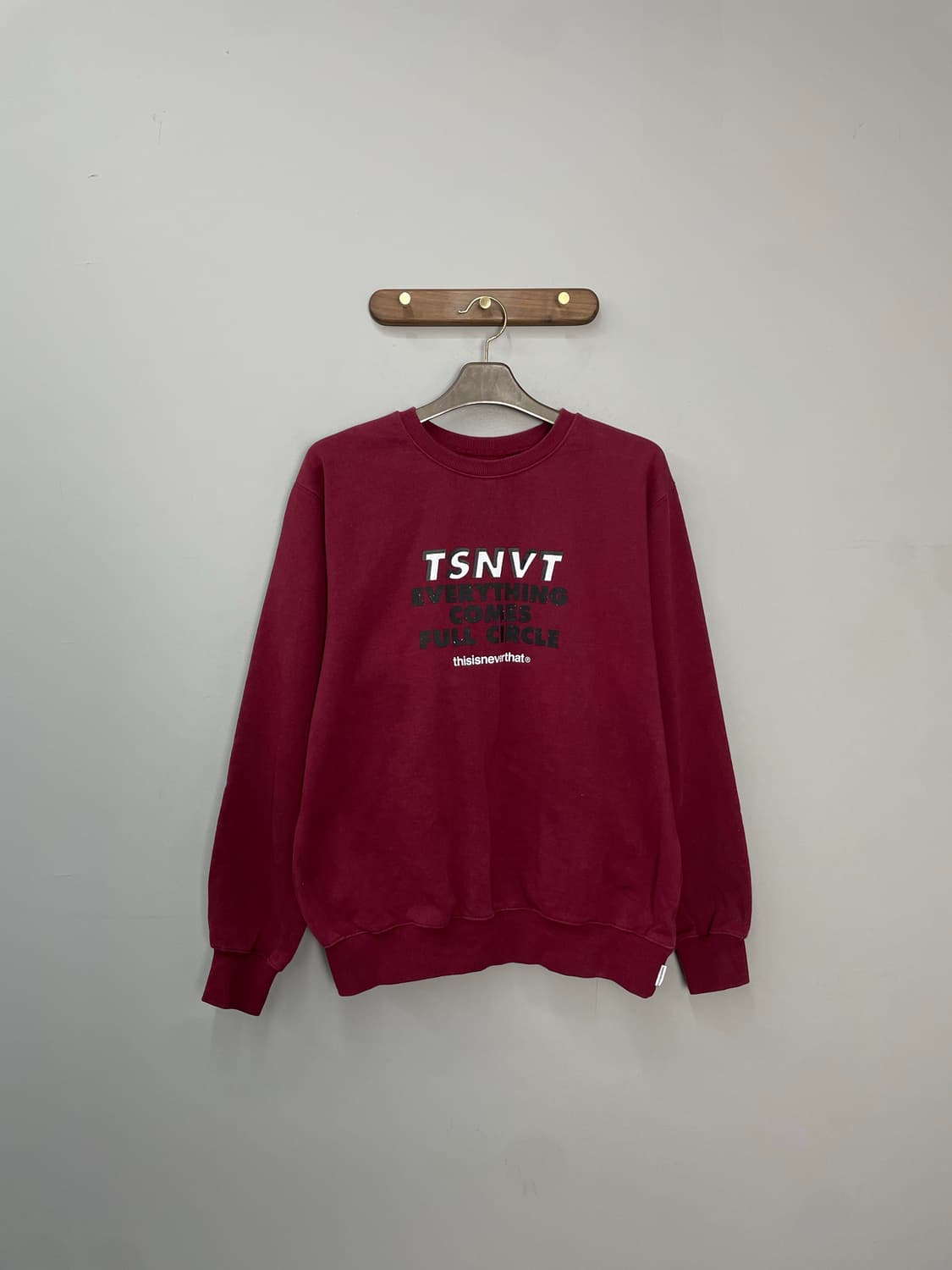 디스이즈네버댓 버건디 맨투맨 H1559 상품이미지2