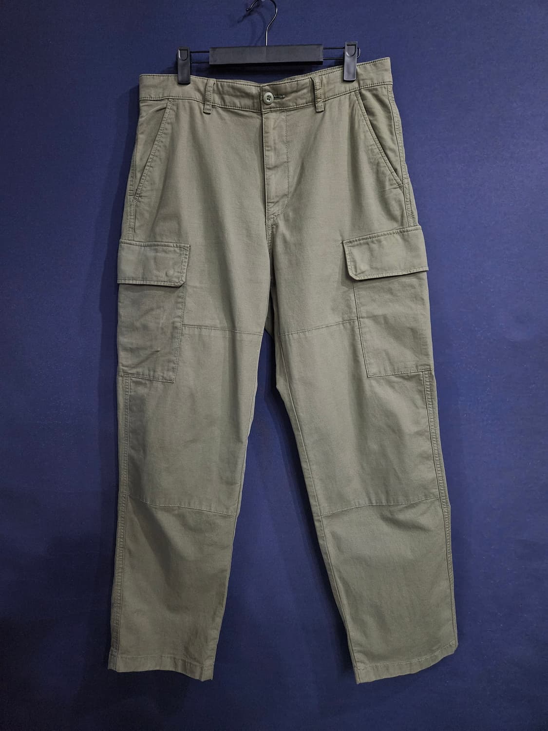 유니클로 카키 남성 허리 32~33 카고팬츠  상품이미지1