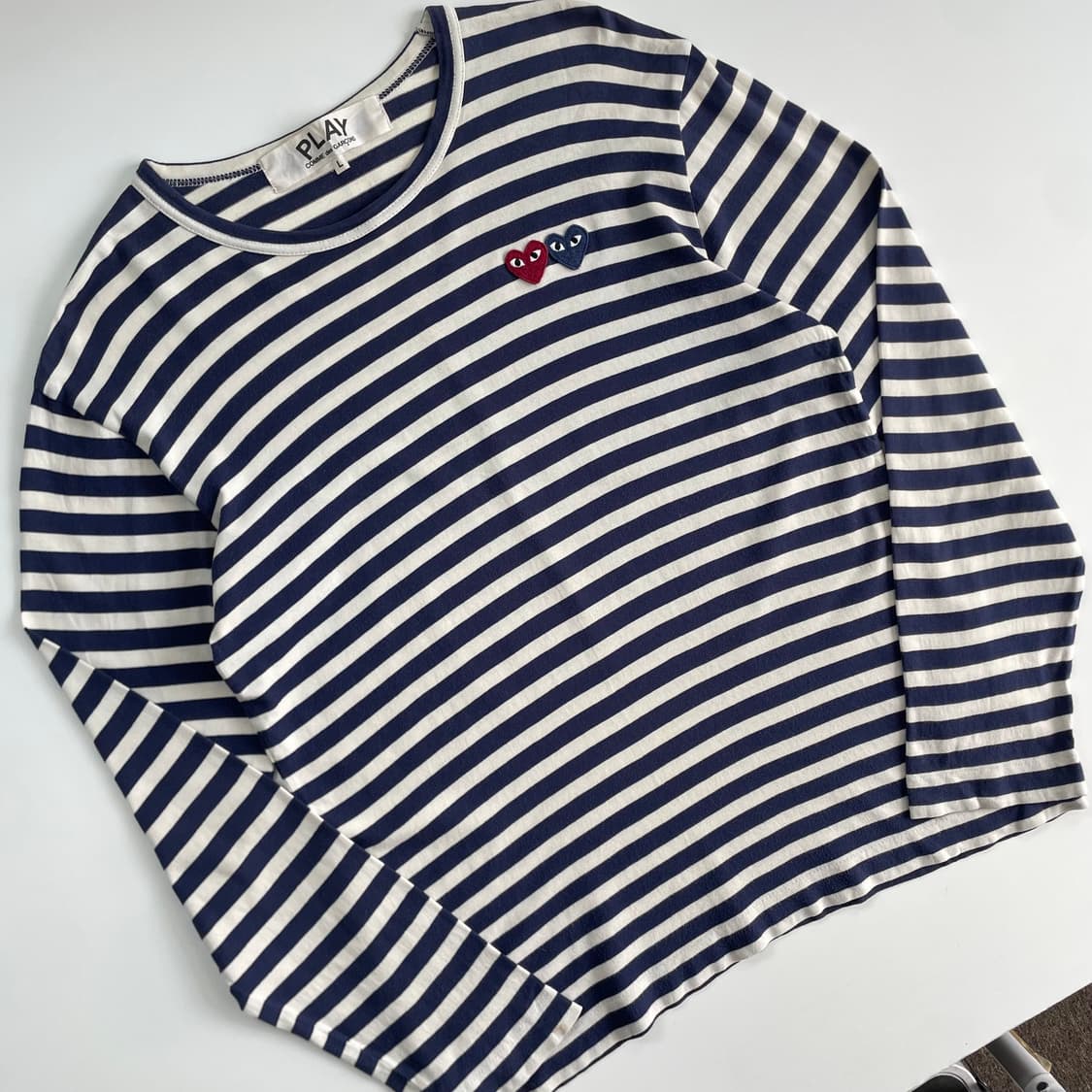 Comme Des Garsons 꼼데가르송 더블 하트 와펜 블루 보더티 상품이미지3