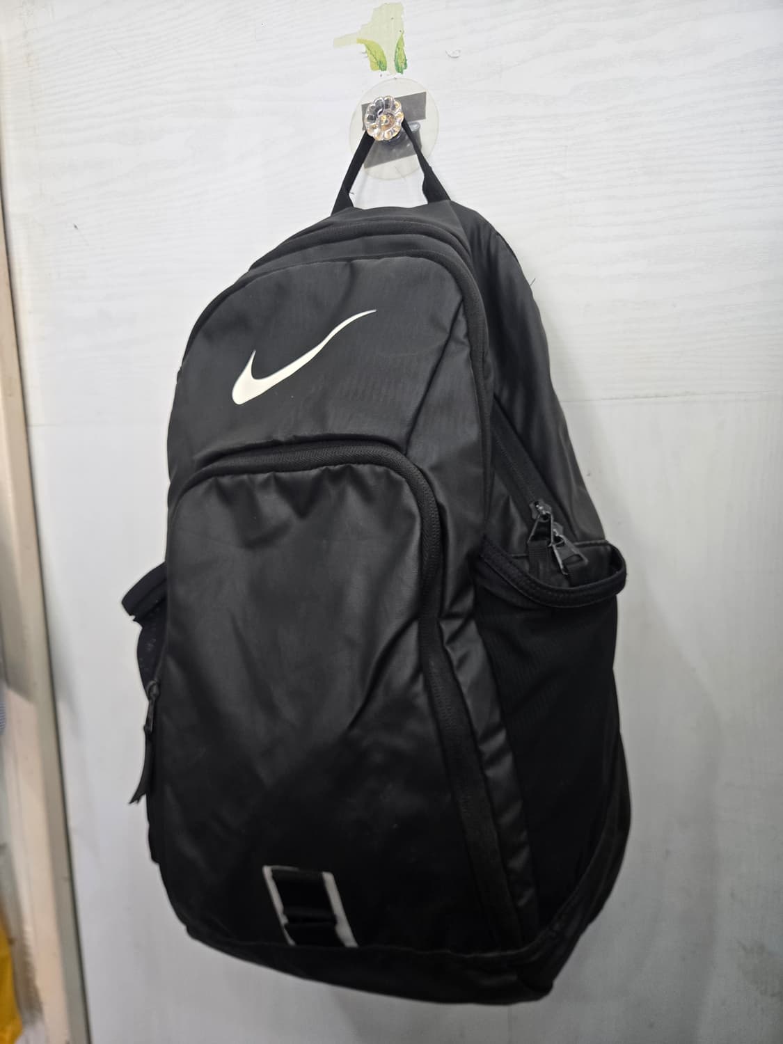 NIKE 나이키 백팩 가방! 블랙 & 화이트! 깔끔한 디자인~ 상품이미지3