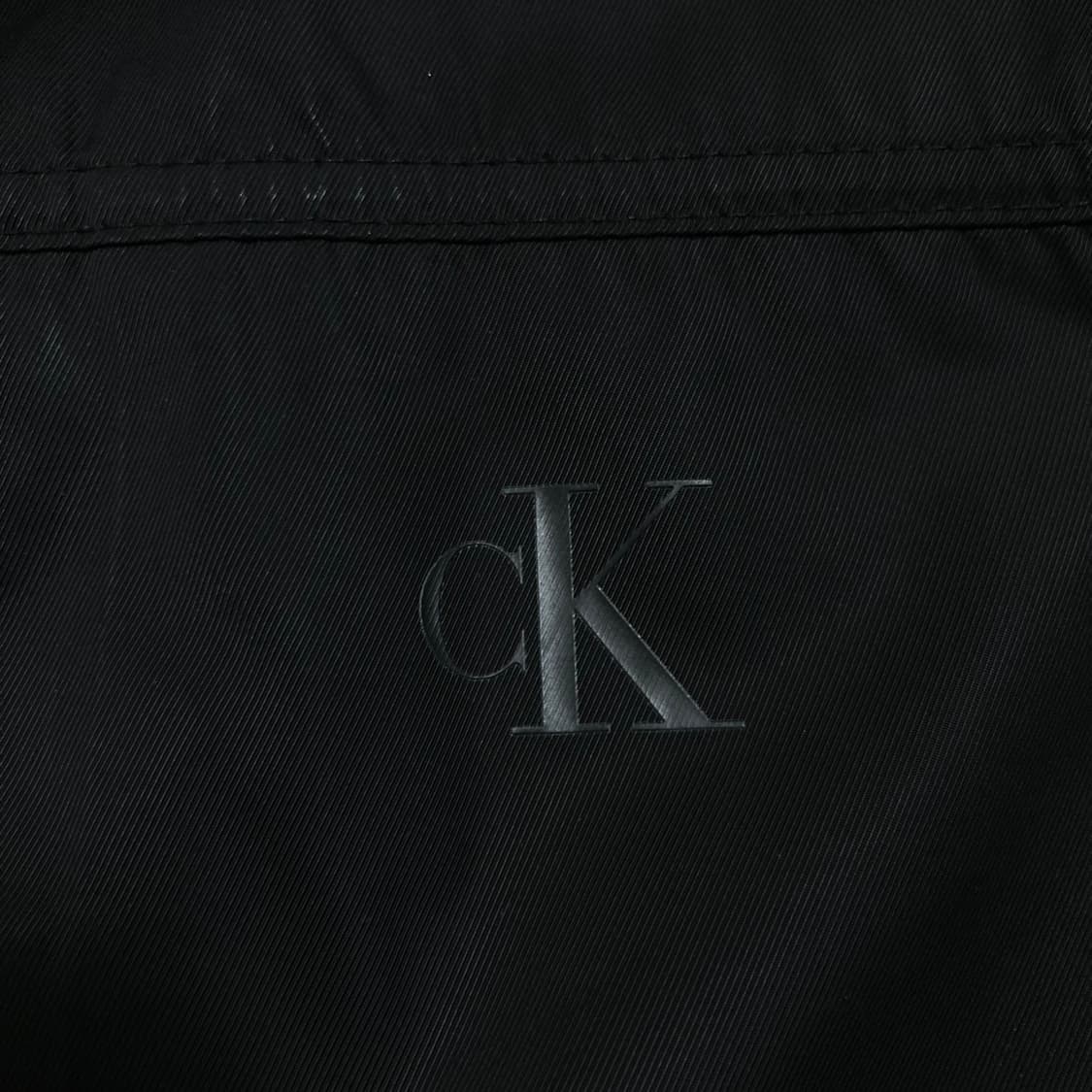 캘빈클라인 스몰 로고 블랙 블루종 자켓 상품이미지2
