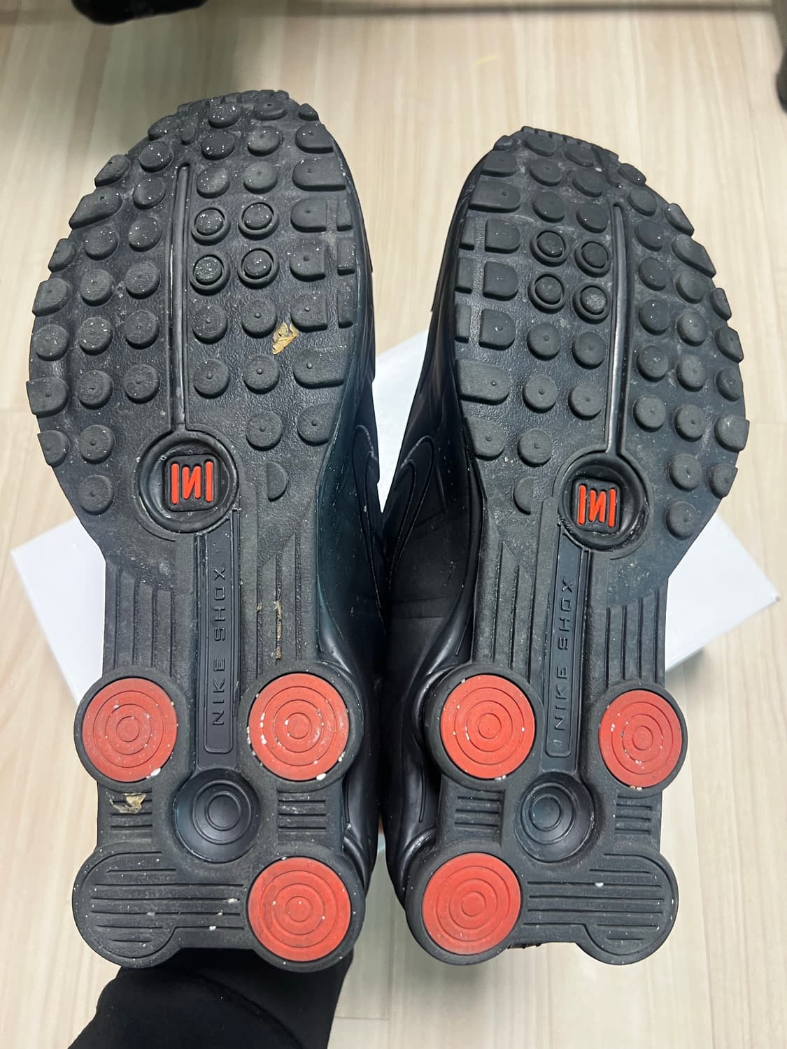 나이키 샥스 R4 상품이미지4