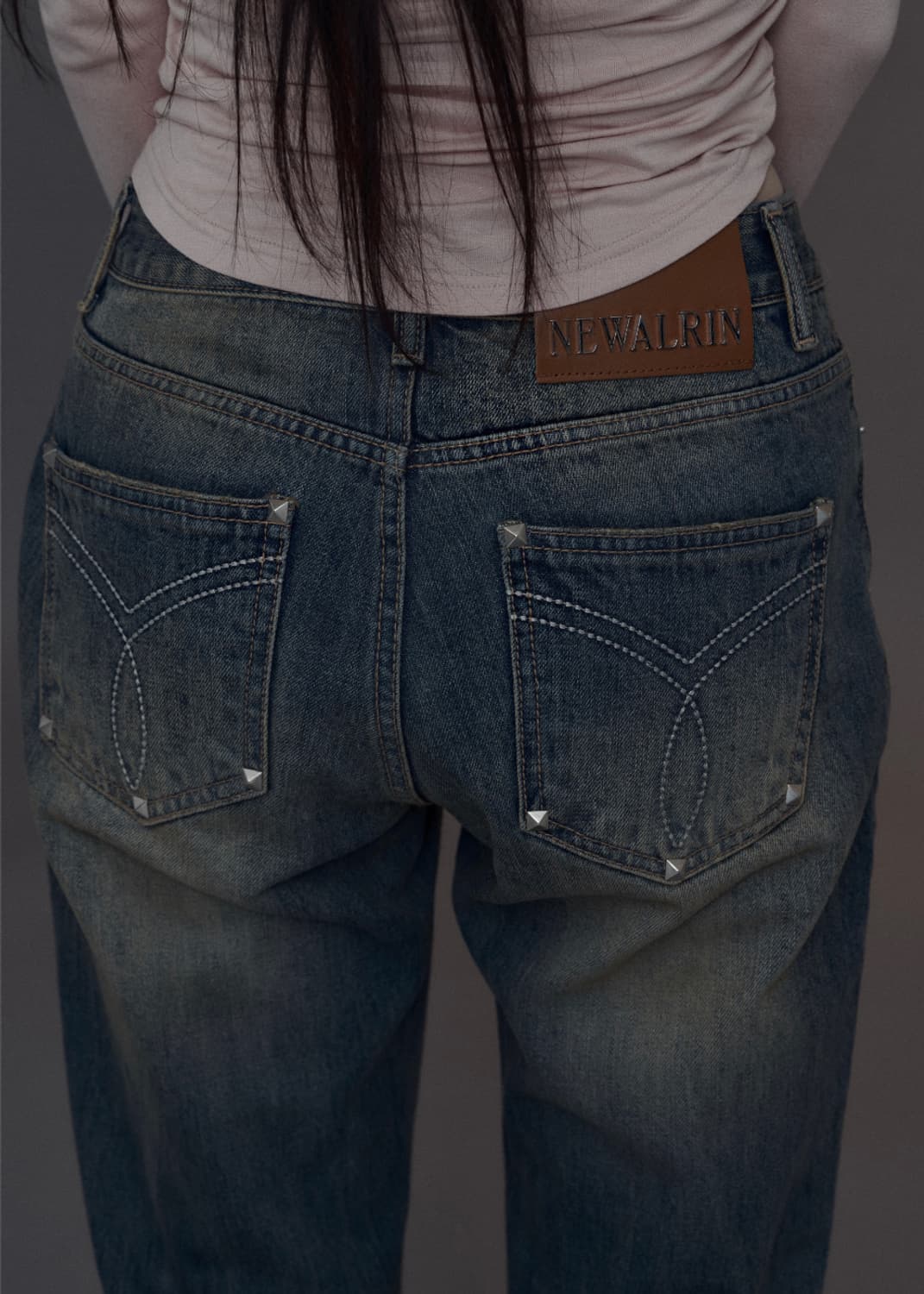 (택달린 새상품) 뉴얼린 Sundown Rivet 스트레이트 핏 데님 상품이미지4