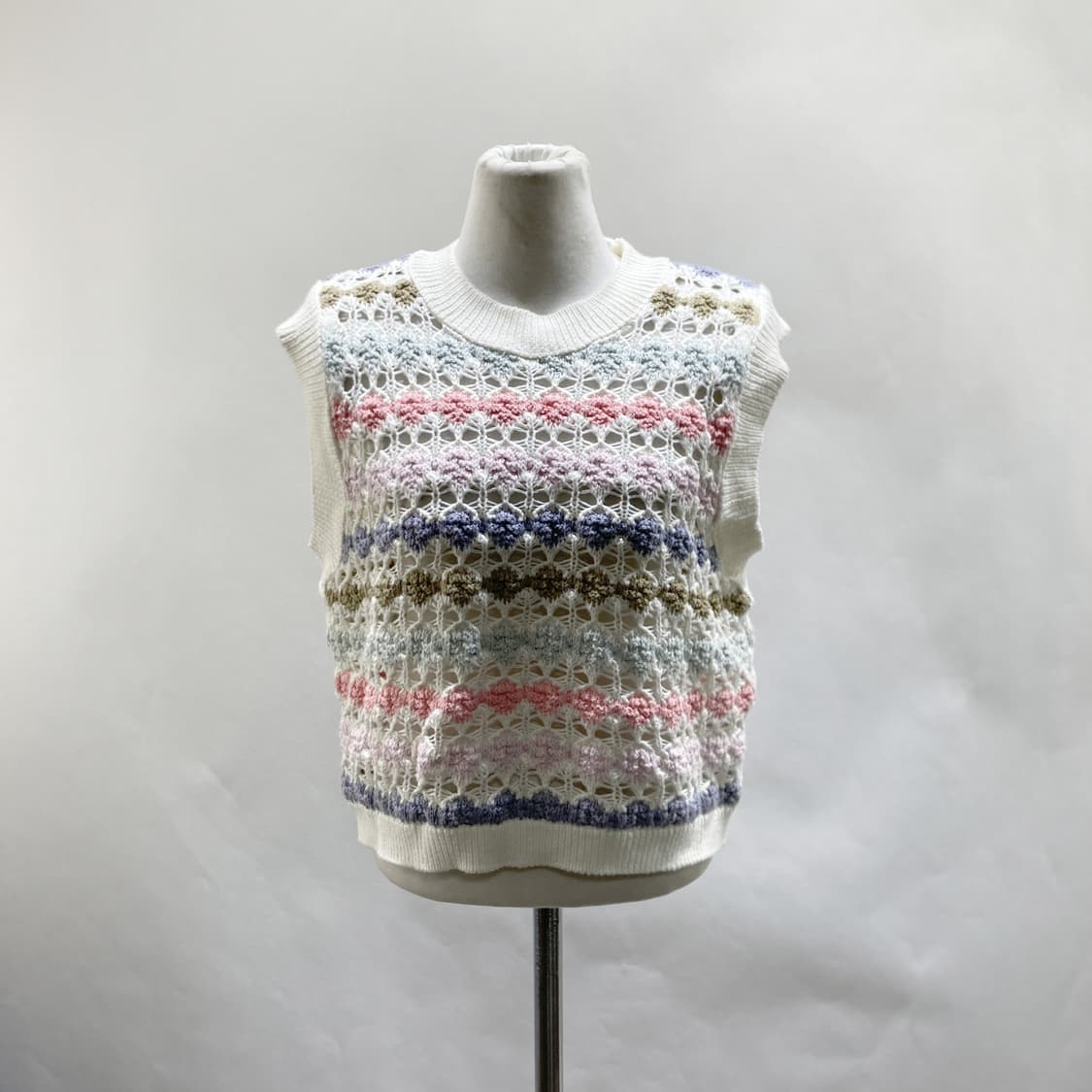 자라 여성니트베스트 라운드 L 상품이미지1