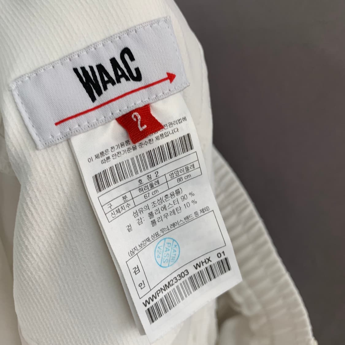2 WAAC 왁 골프 화이트 부츠컷 스판 밴딩 팬츠 상품이미지6