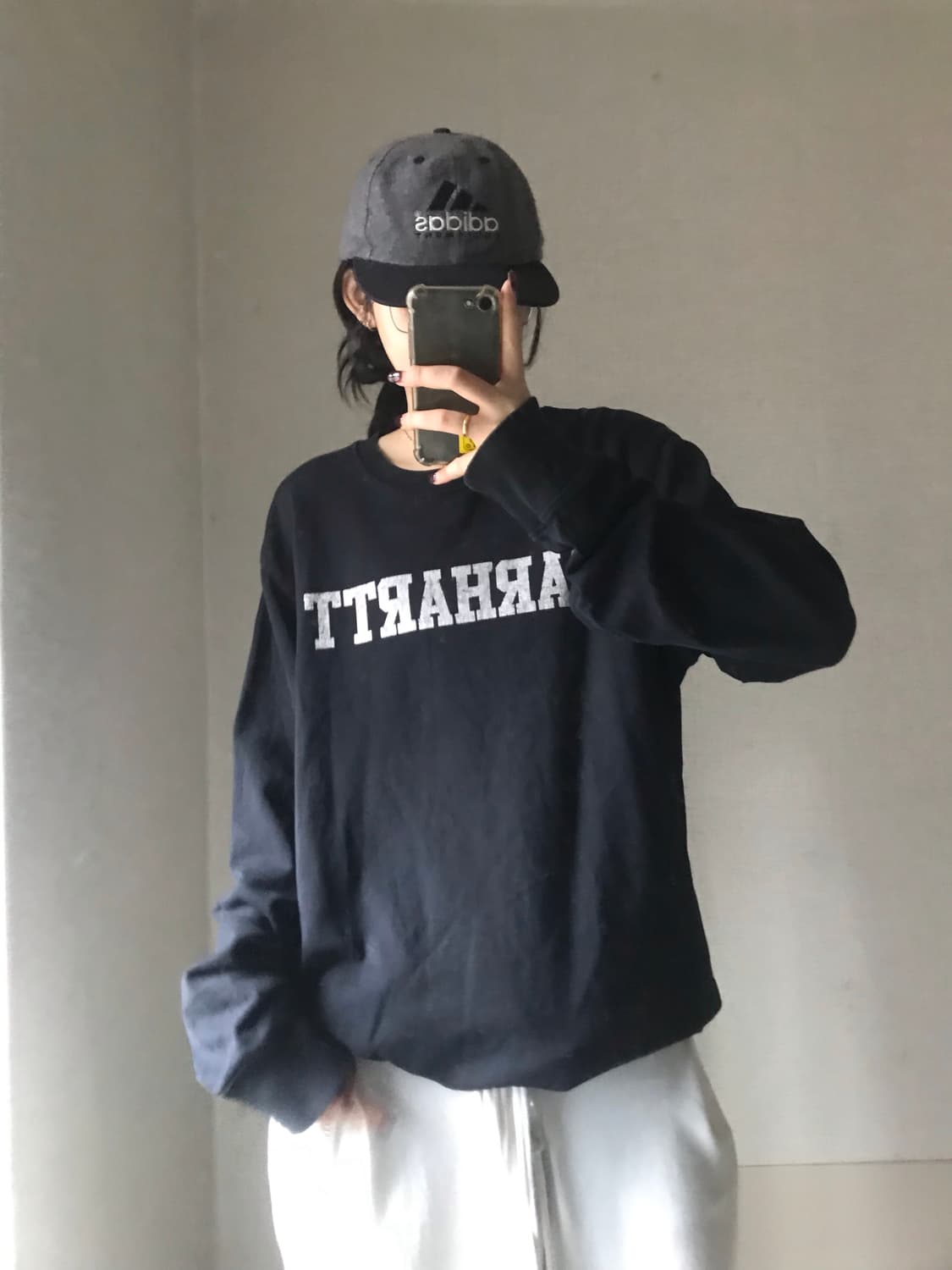 칼하트 블랙 오버핏 맨투맨 상품이미지2