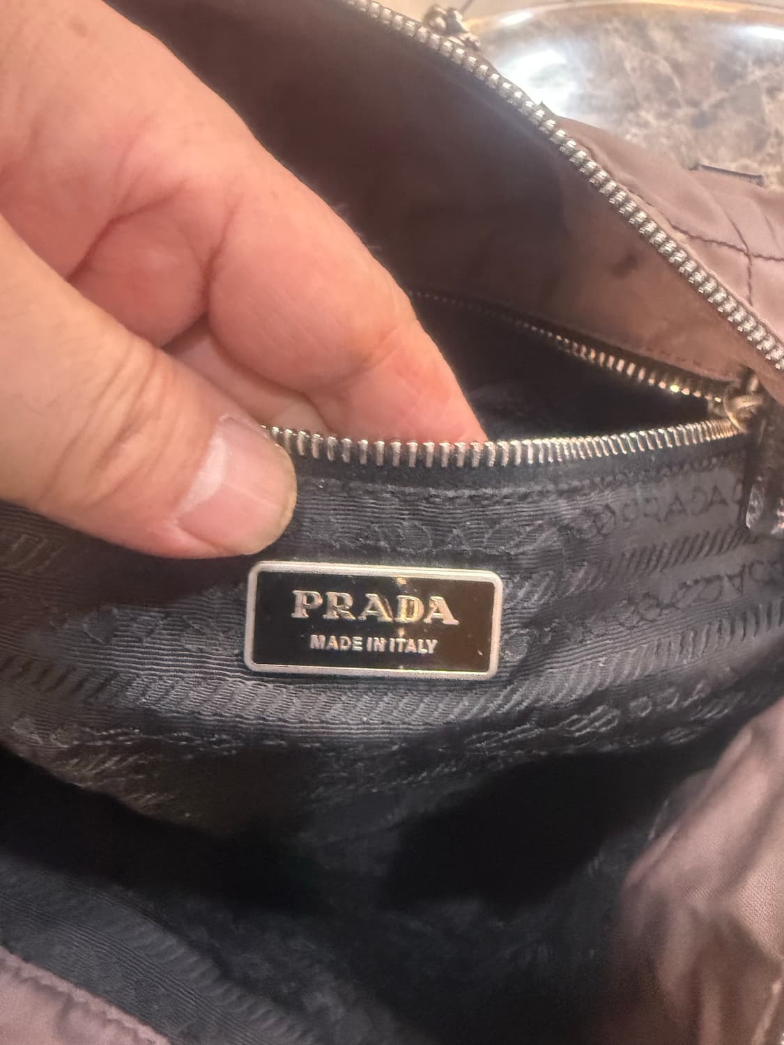 정품 프라다 퀄팅 체인 숄더백 팝니다 상품이미지8