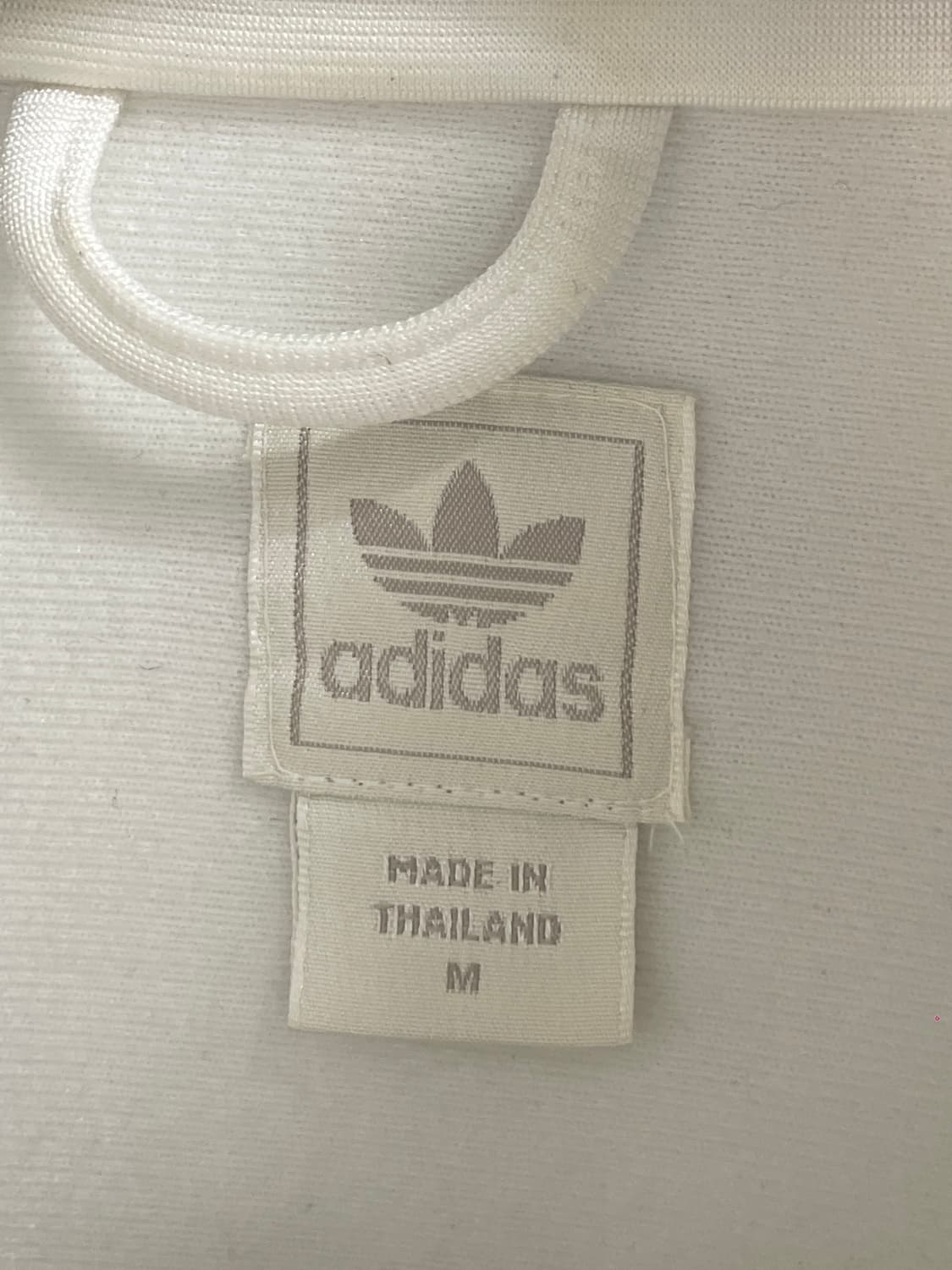 아디다스 흰하 시나모롤 파이어버드 트랙탑 져지 (on.386) 상품이미지6