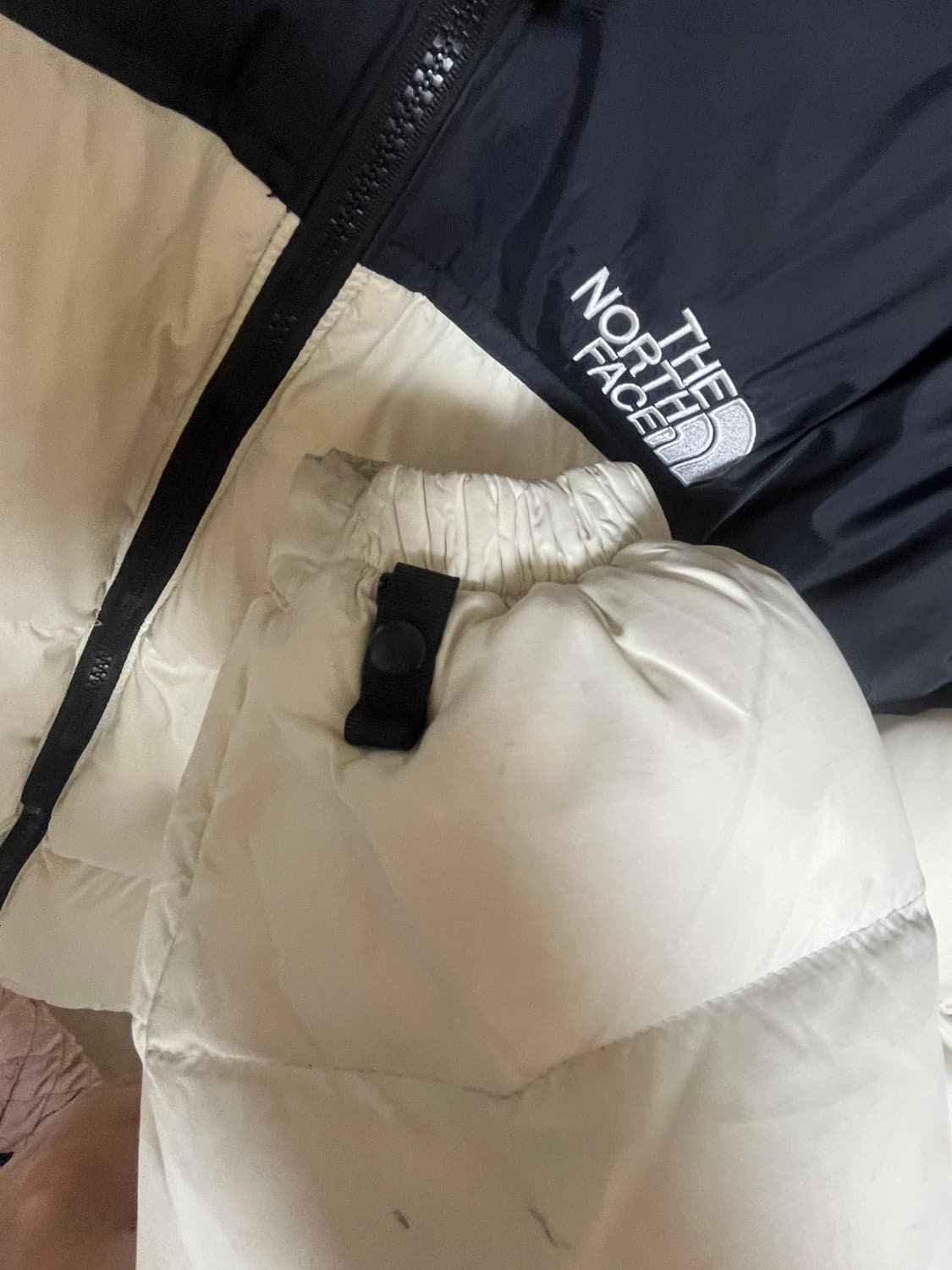 노스페이스 화이트 눕시 숏패딩 상품이미지4