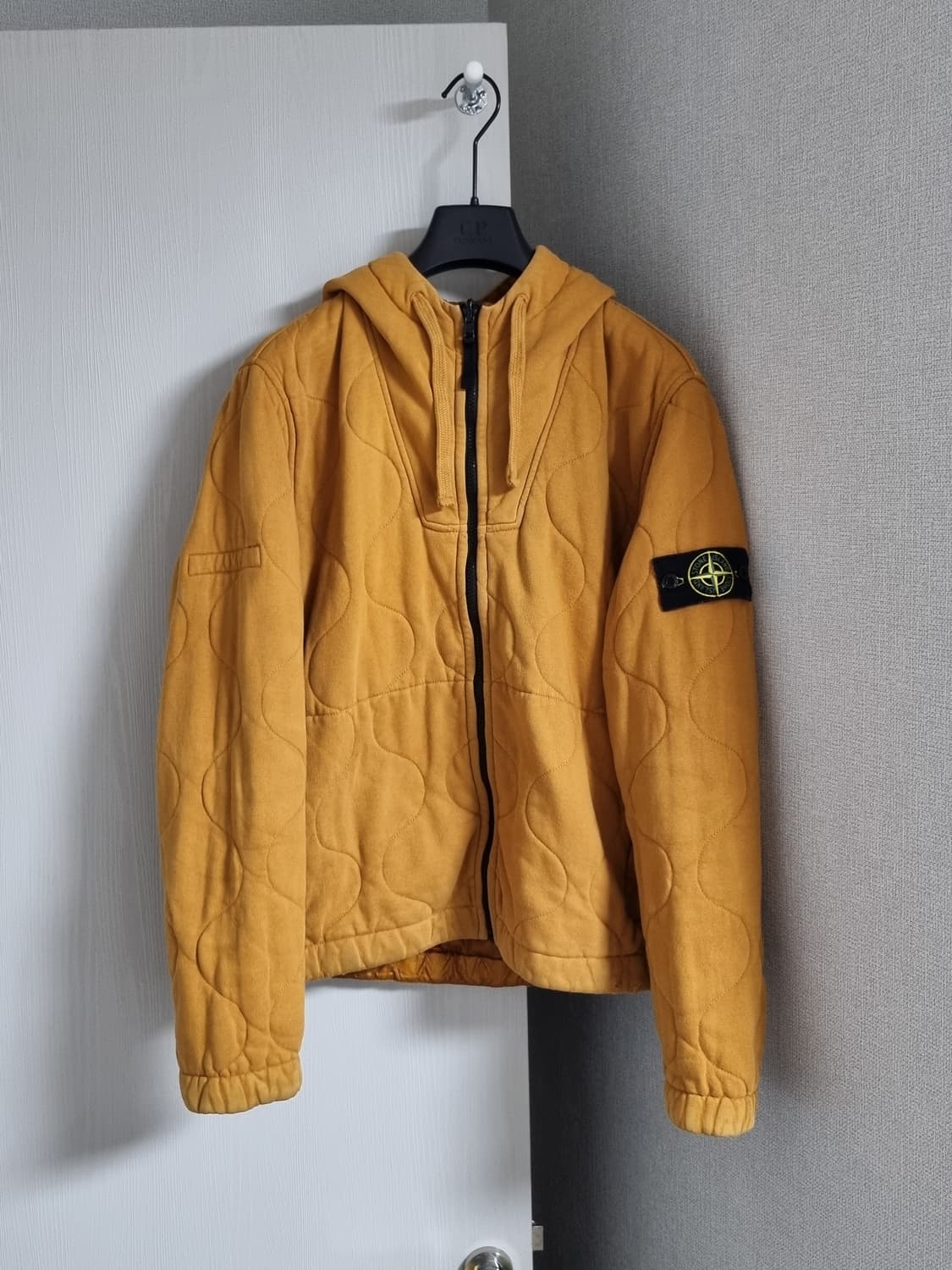 스톤아일랜드 리버시블 경량패딩 상품이미지3