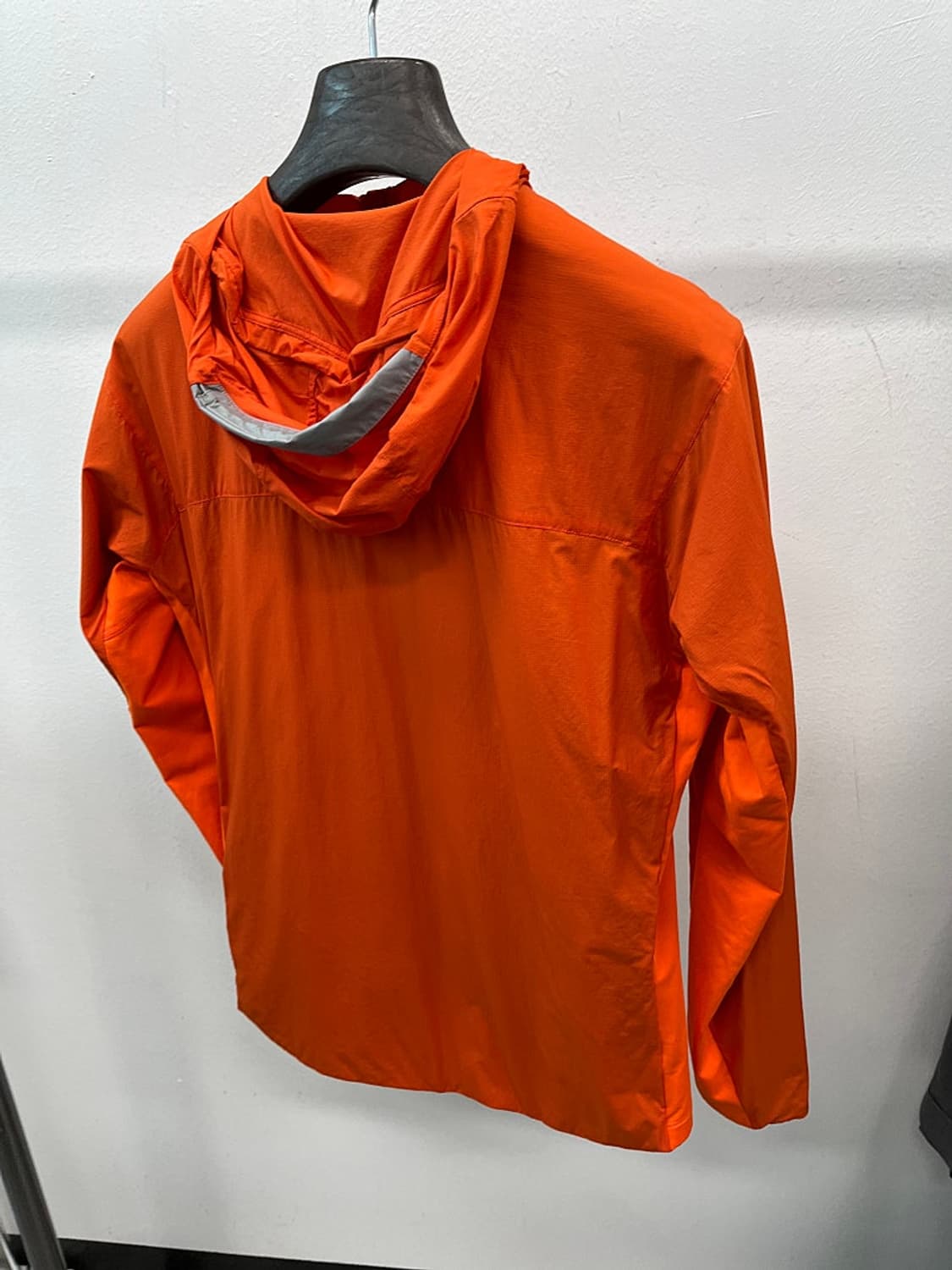 95) 아크테릭스 아톰 AR 경량 집업  상품이미지7