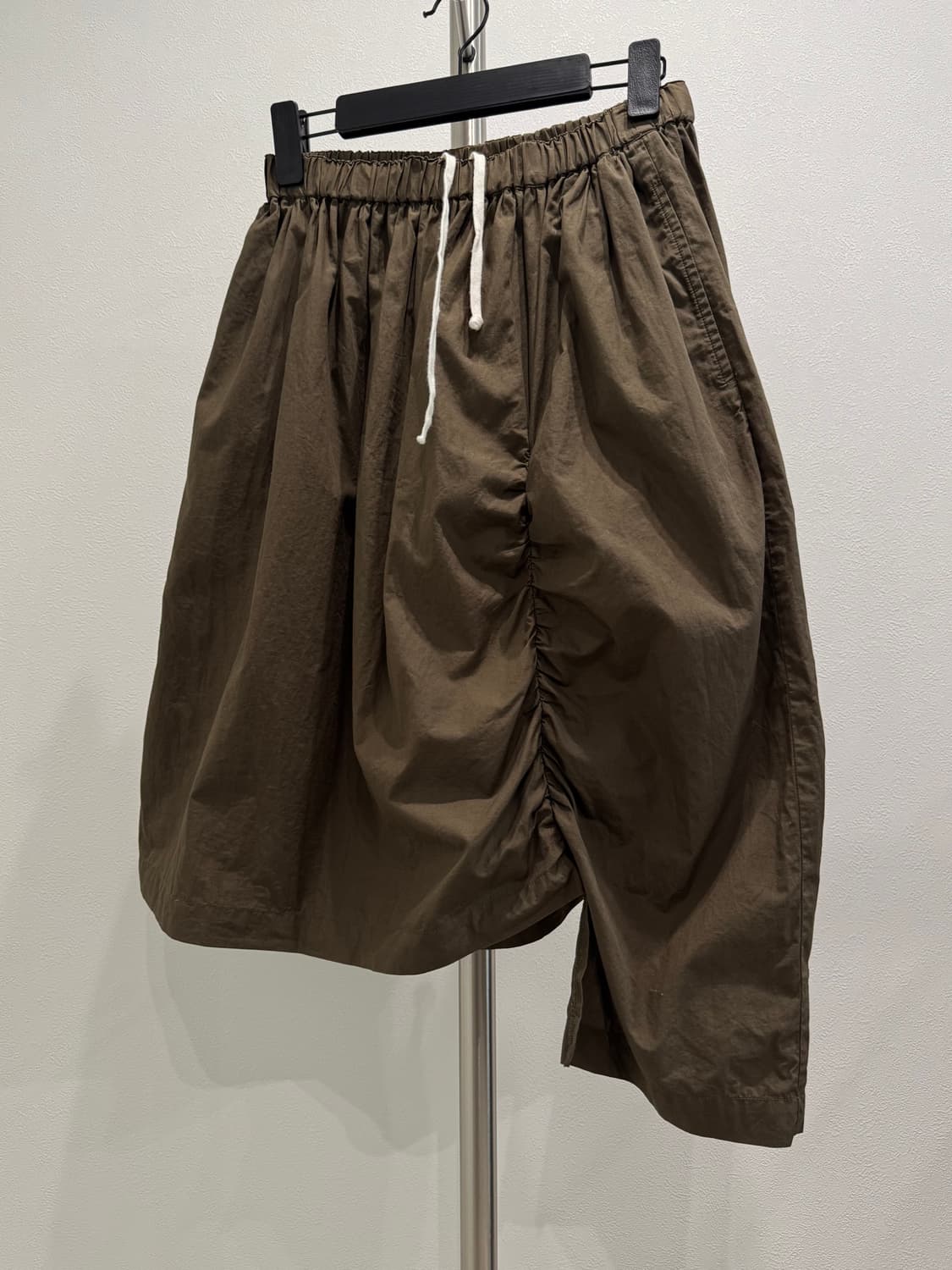 꼼데가르송 꼼꼼 09ss 비대칭 셔링 스커트 상품이미지1