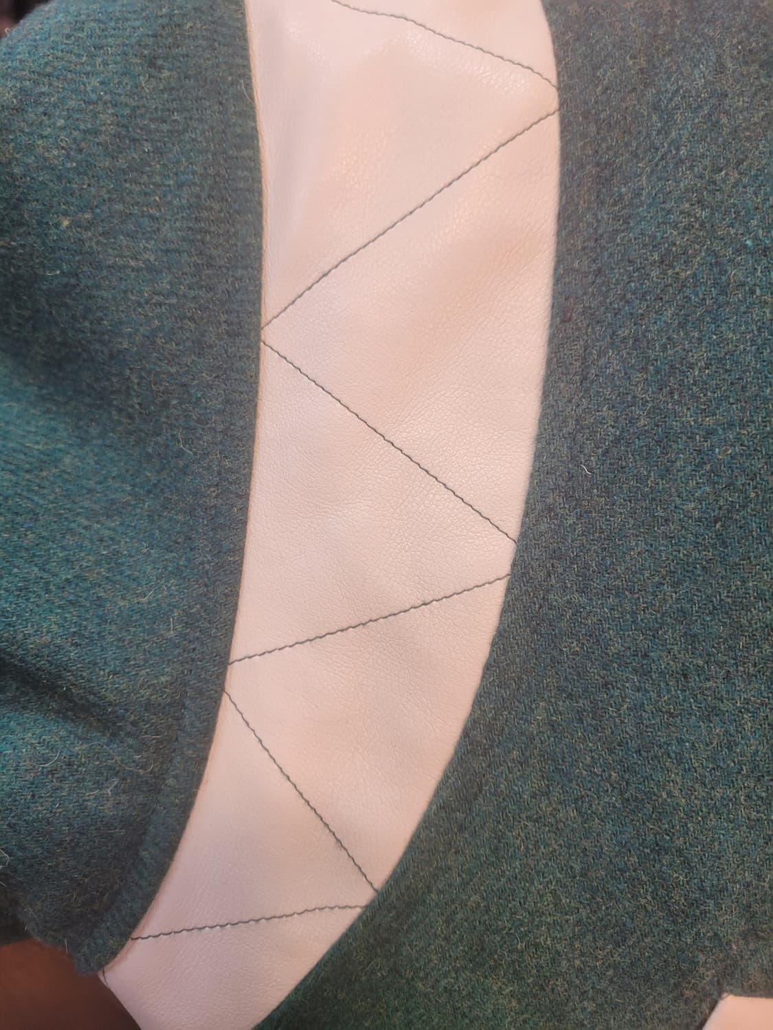 벌스데이수트 바시티 자켓 M 상품이미지5