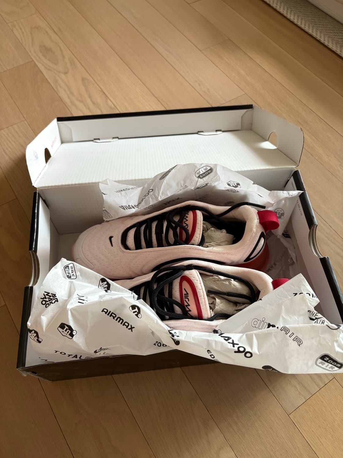 W NIKE AIR MAX 720 상품이미지7
