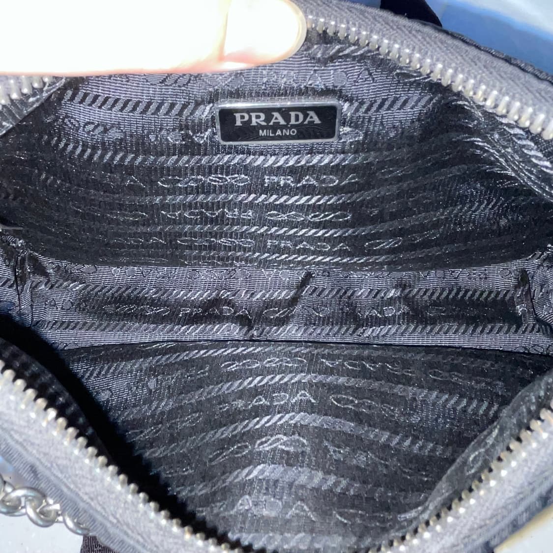 프라다 리에디션 2005 리나일론 숄더백 1BH204 상품이미지4