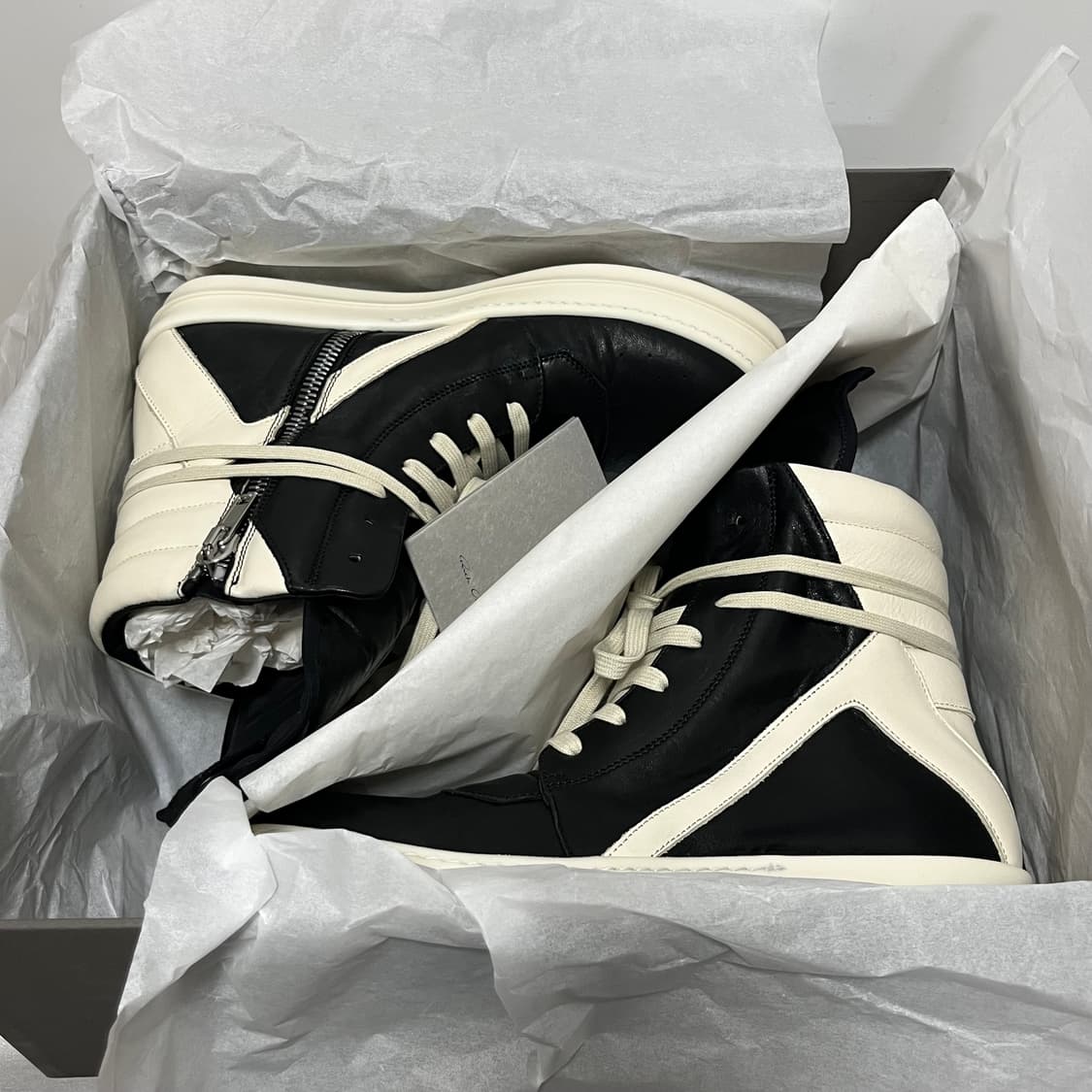 [43]릭오웬스 26ss 지오바스켓 블랙 밀크 상품이미지7