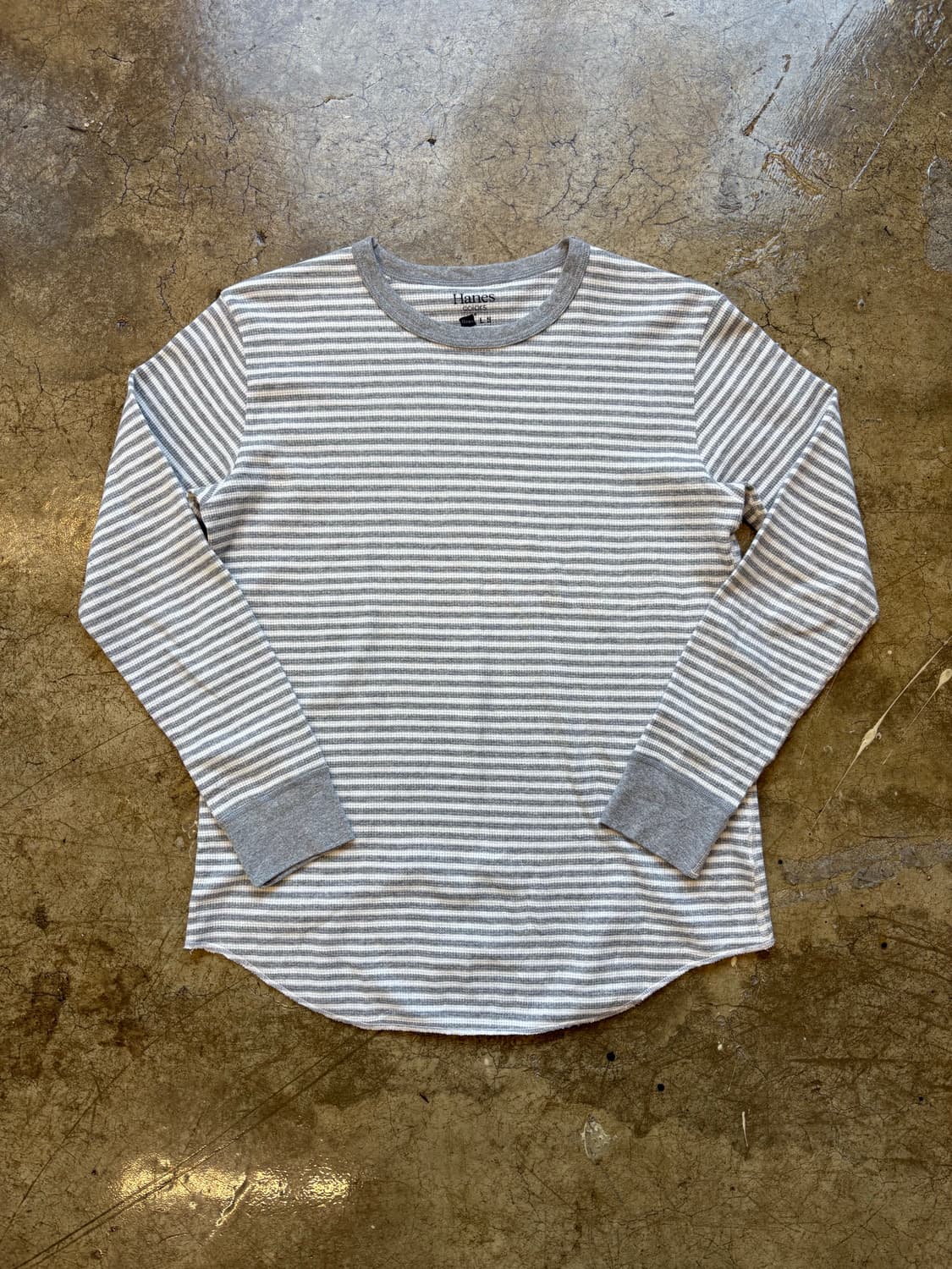 헤인즈 Hanes 그레이 스트라이트 롱슬리브 티 상품이미지2