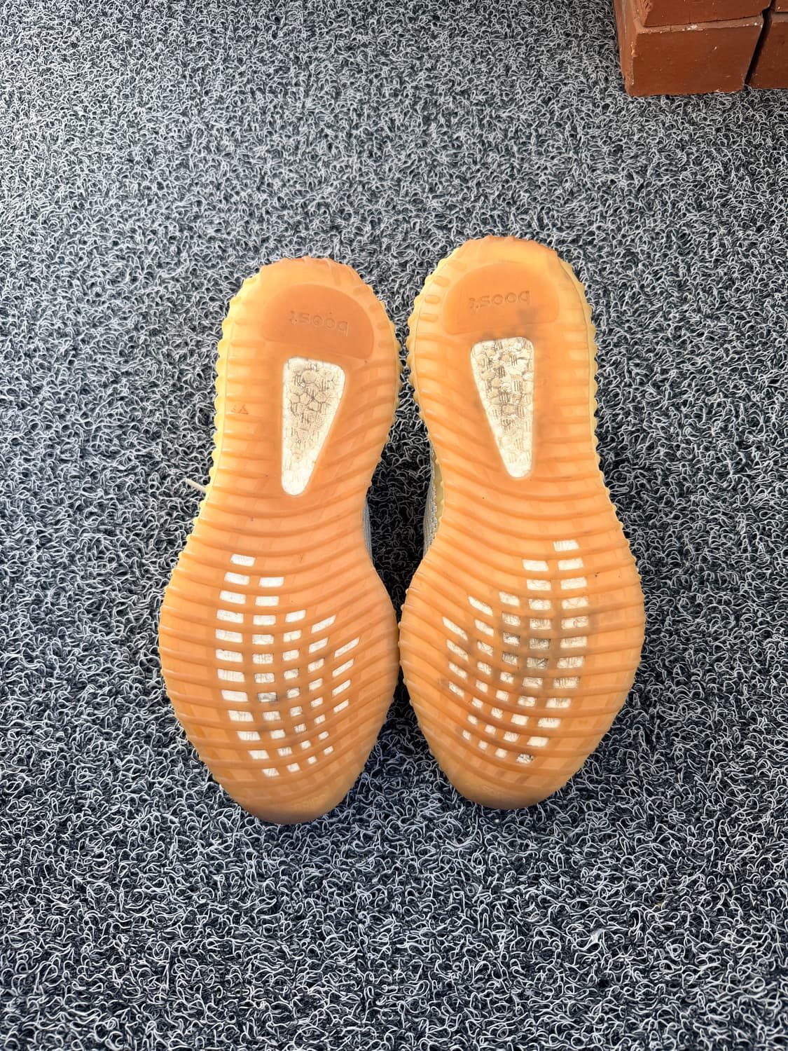 아디다스 이지부스트 350 V2 270mm 상품이미지4